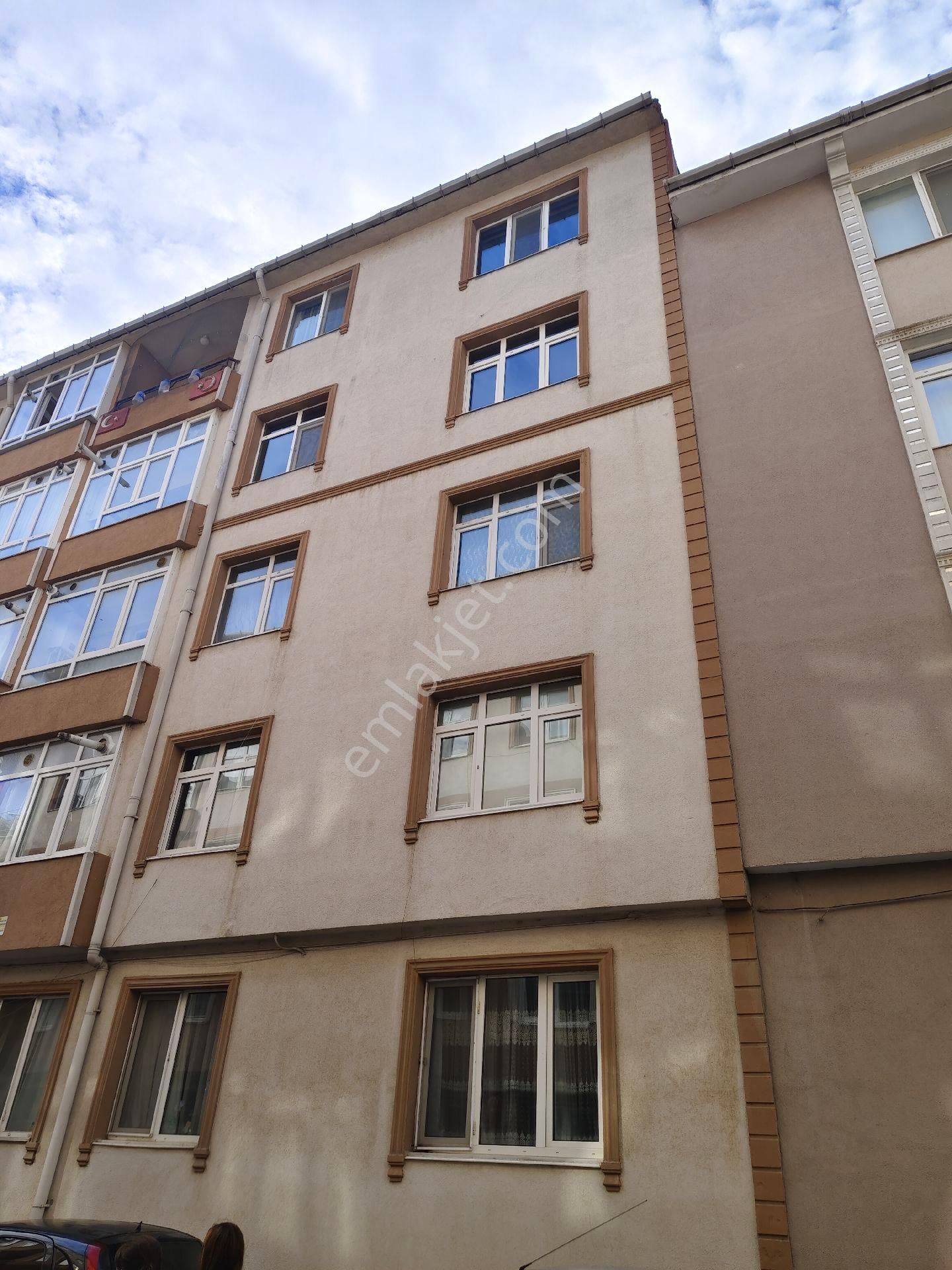 Çorlu Reşadiyede Satilik Arakat Daire2t1 - Görsel 13