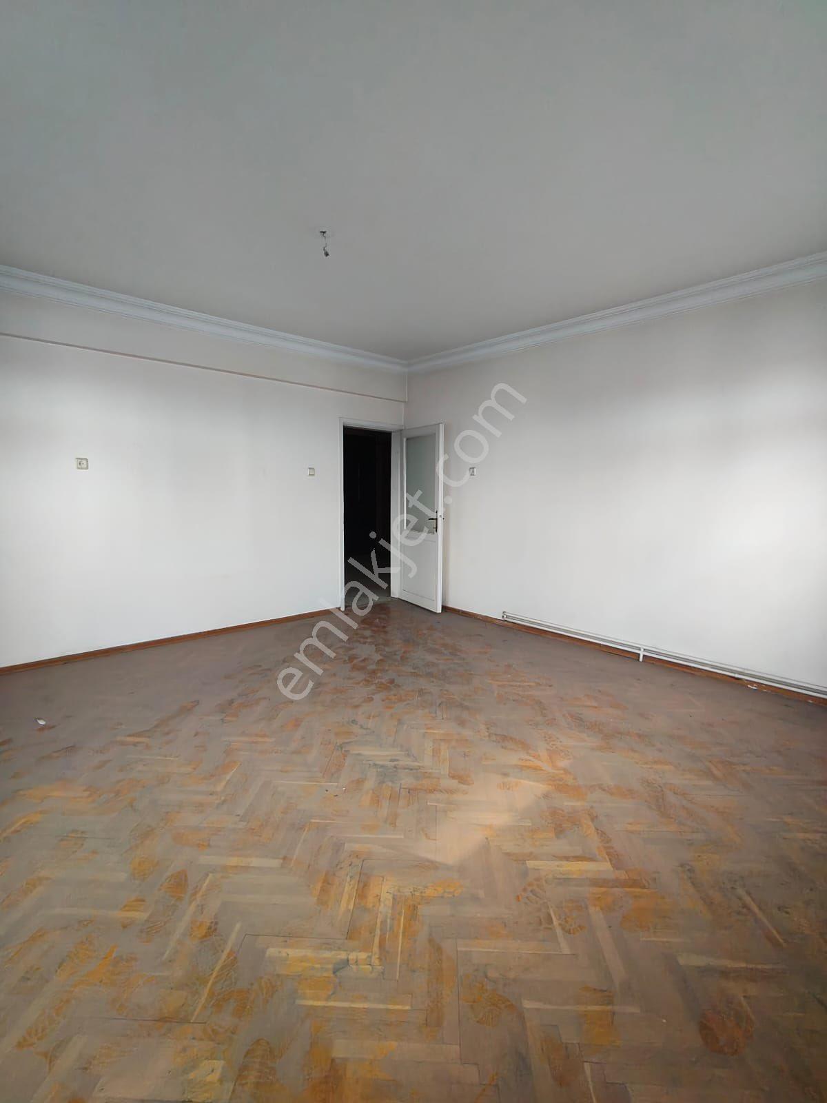 Gazi Caddesine Cephw Satılık Daire - Görsel 12