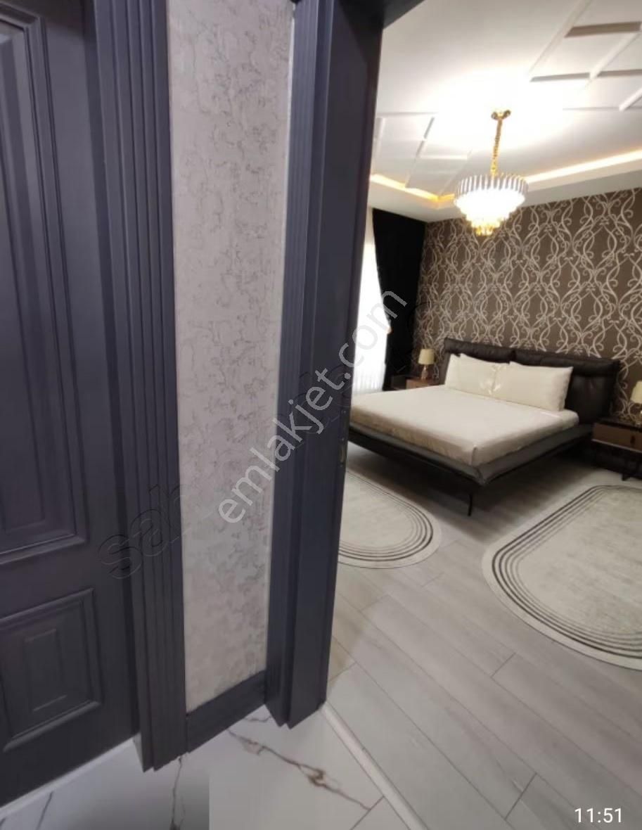 Karen Emlak Satılık Villa