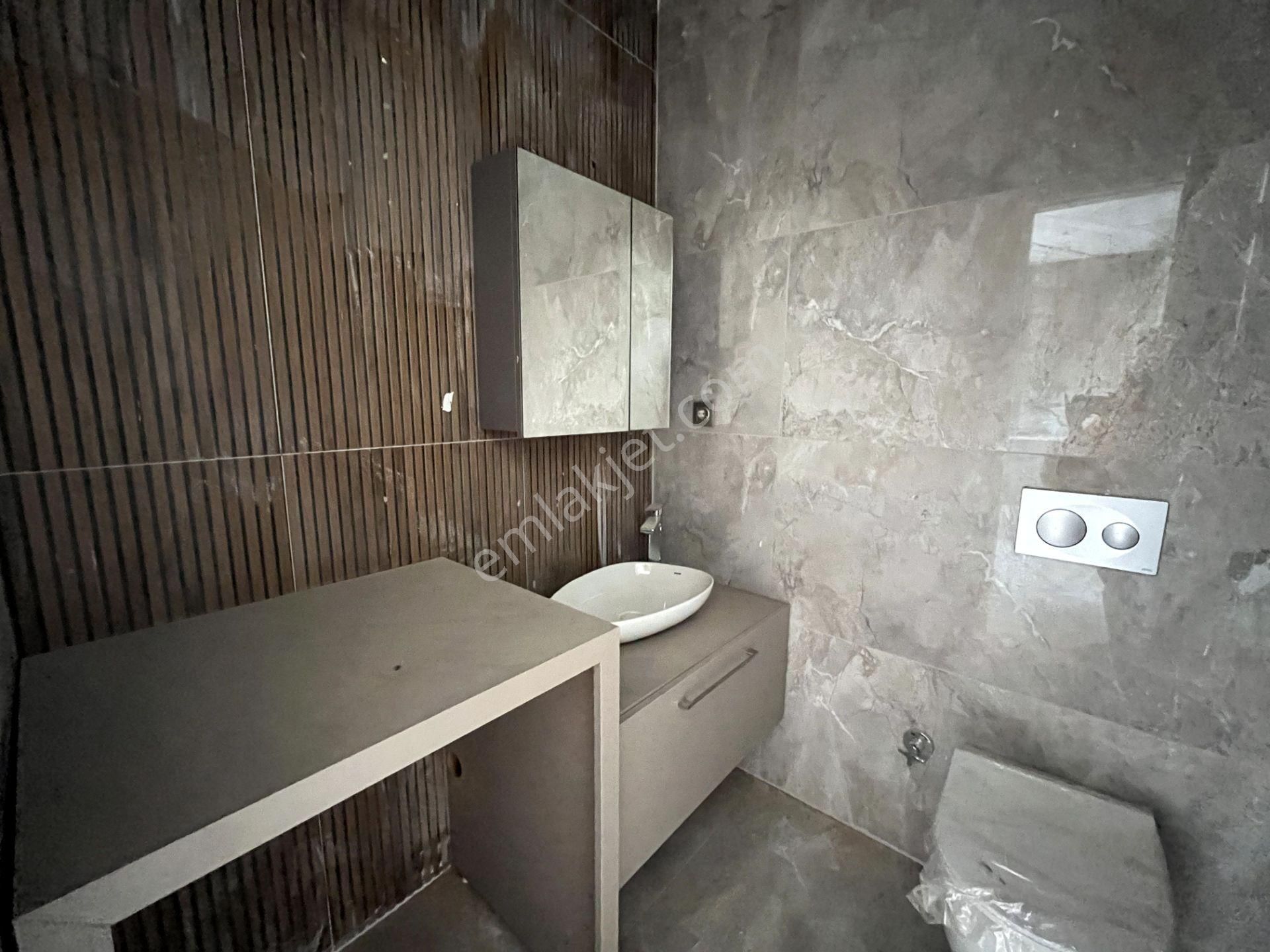 Muhteşem Lokasyon Deniz Görür Donatılı Site Geniş M2 - Görsel 6