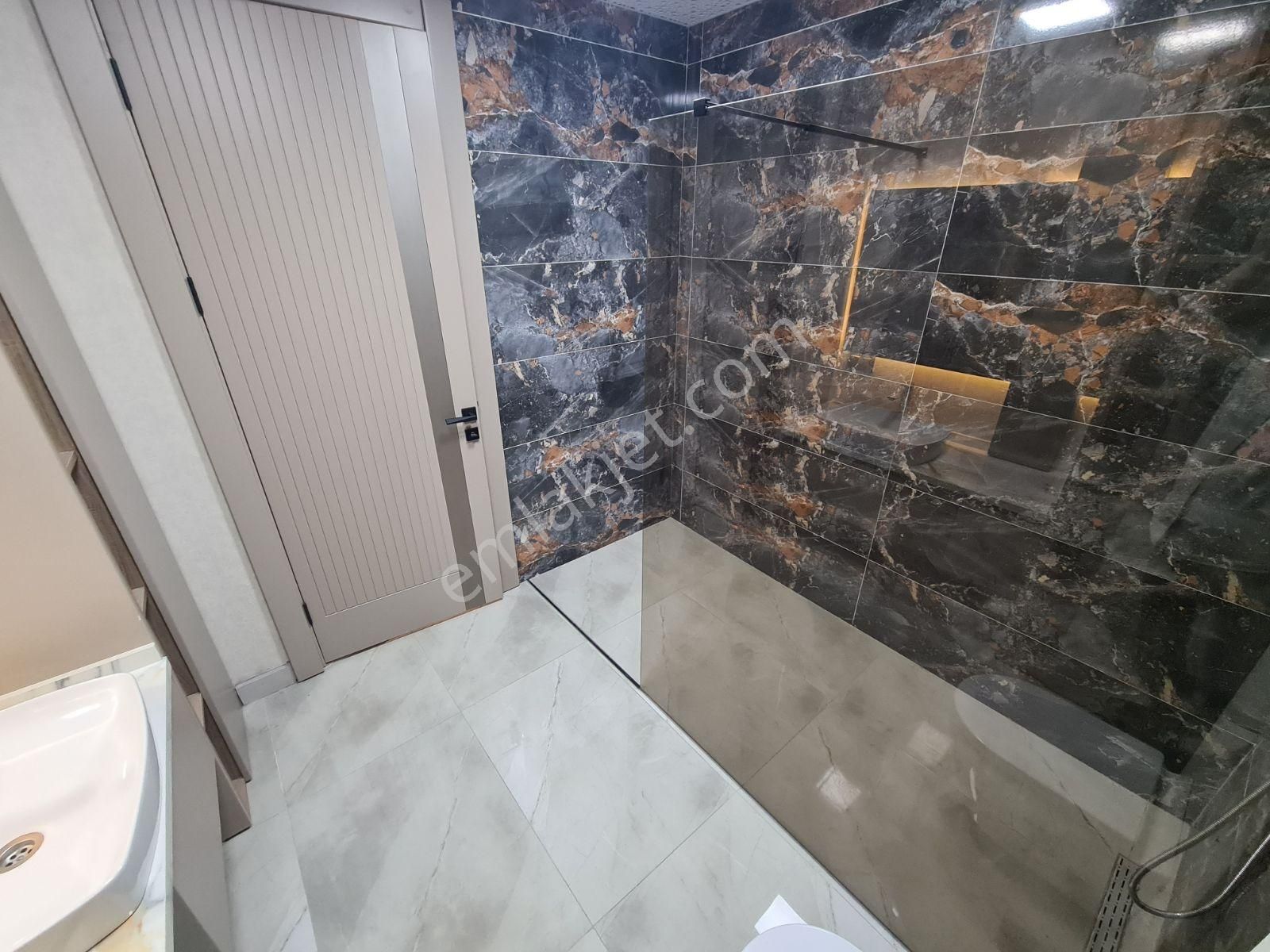 Ovacık Göbekte Bulvar Cepheli Ultra Lüks 4+1 Realty Gate'ten - Görsel 25