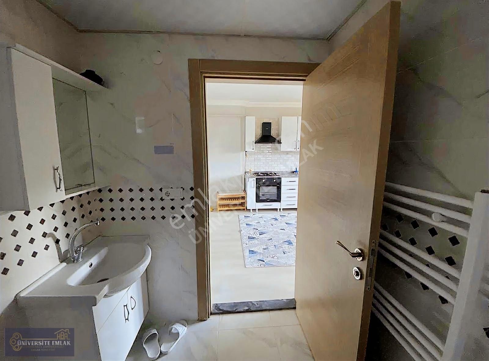 Düzce Üniversitesi Yanı Balkonlu Geniş Ful Eşyalı Satılık Daire - Görsel 7