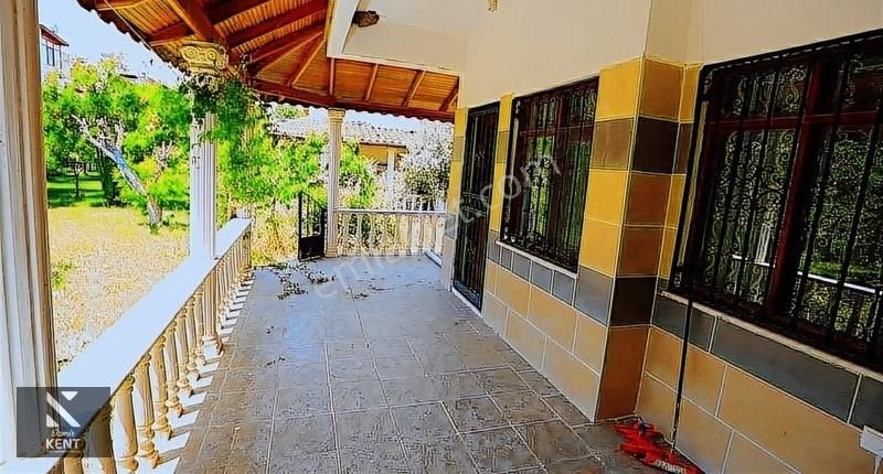 Dikili Salihler Satılık 160 M2 Tripleks 4+1 Villa - Görsel 2