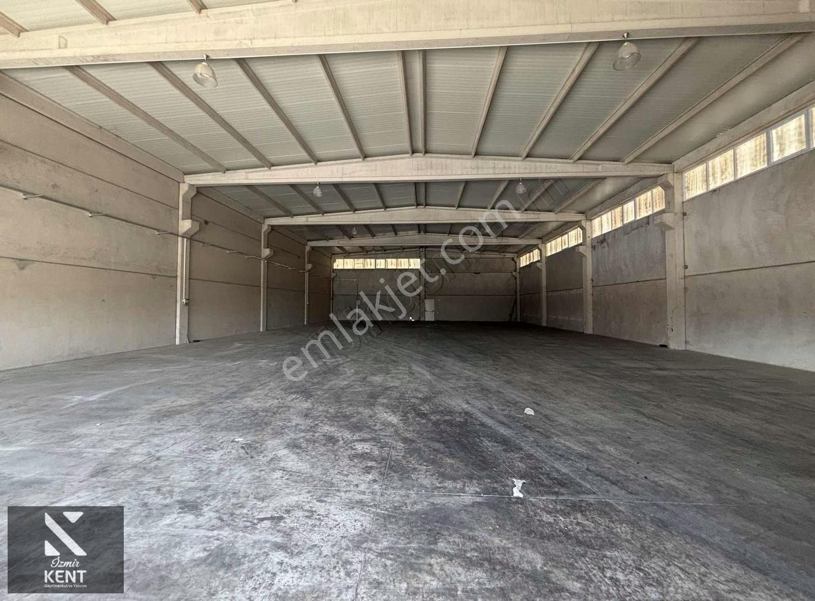 Kiralık Depo Kemalpaş Osb Yakını 8.500 M2 Kapalı - Görsel 3