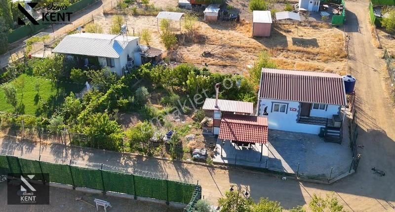 Kemalpaşa Yukarıkızılca Satılık 350 M2 Bahçe 2+1 Eşyalı Ev - Görsel 2