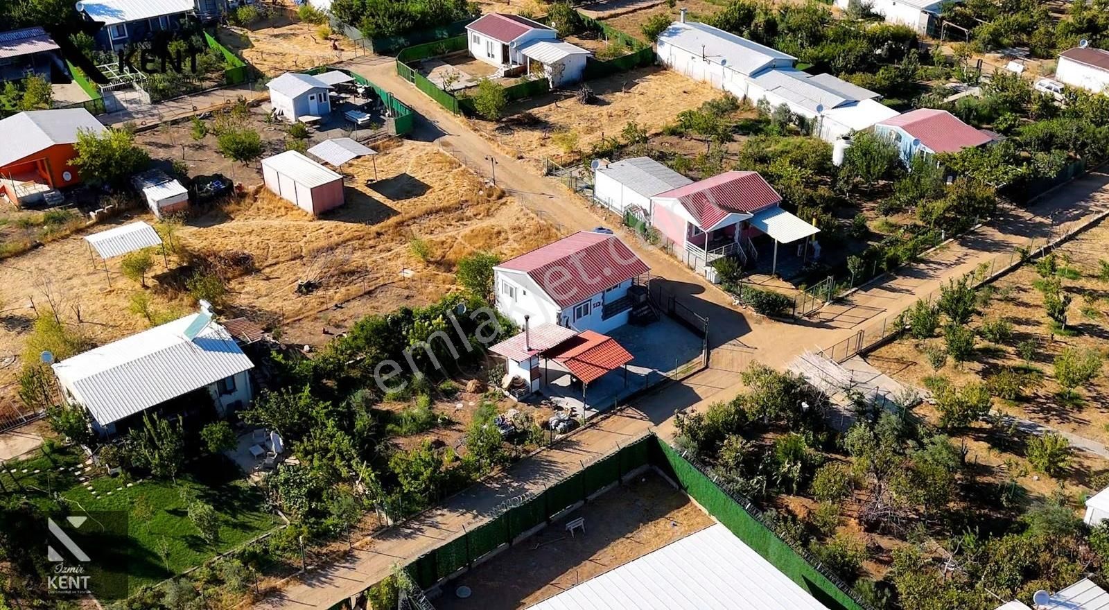 Kemalpaşa Yukarıkızılca Satılık 350 M2 Bahçe 2+1 Eşyalı Ev - Görsel 12