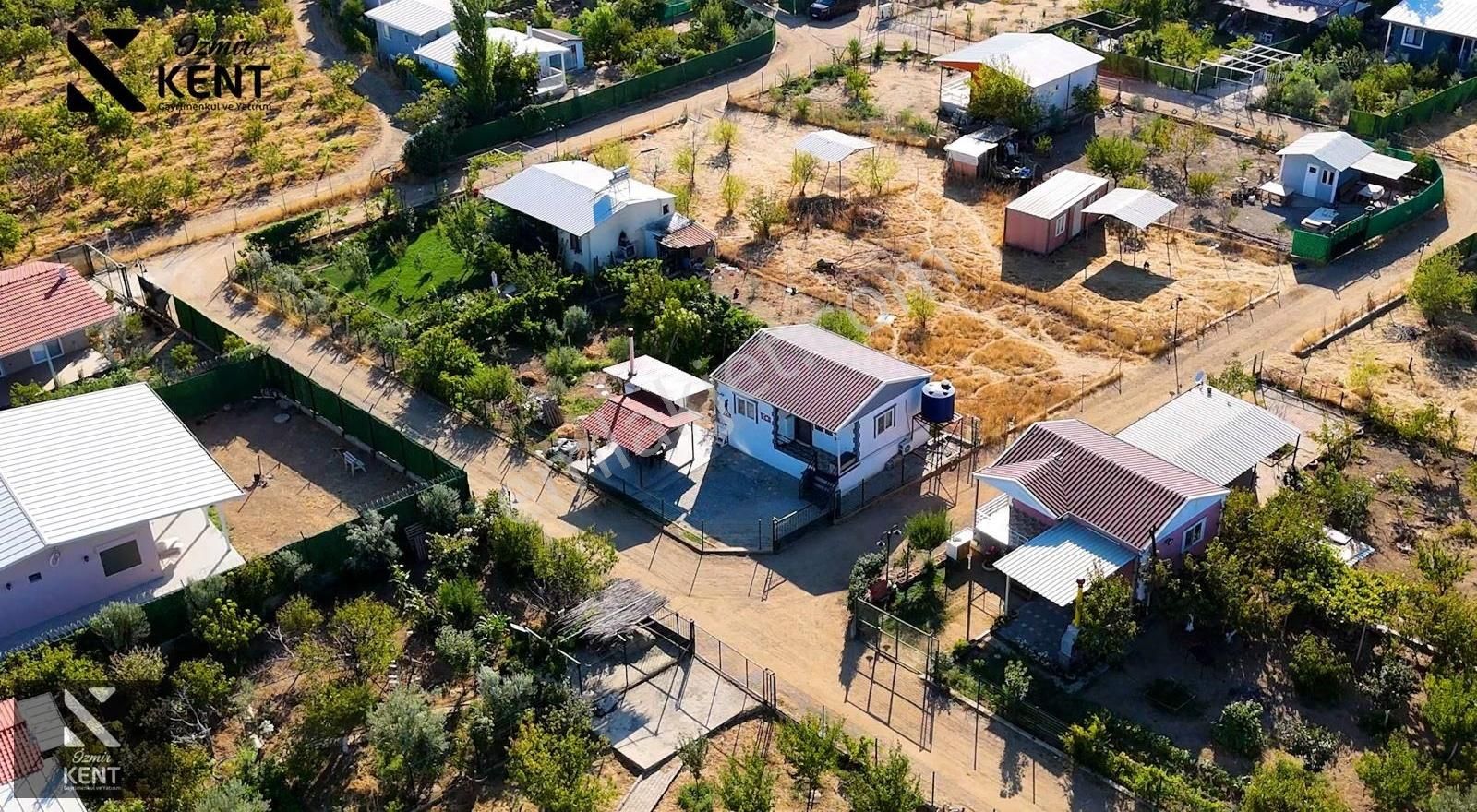Kemalpaşa Yukarıkızılca Satılık 350 M2 Bahçe 2+1 Eşyalı Ev - Görsel 11