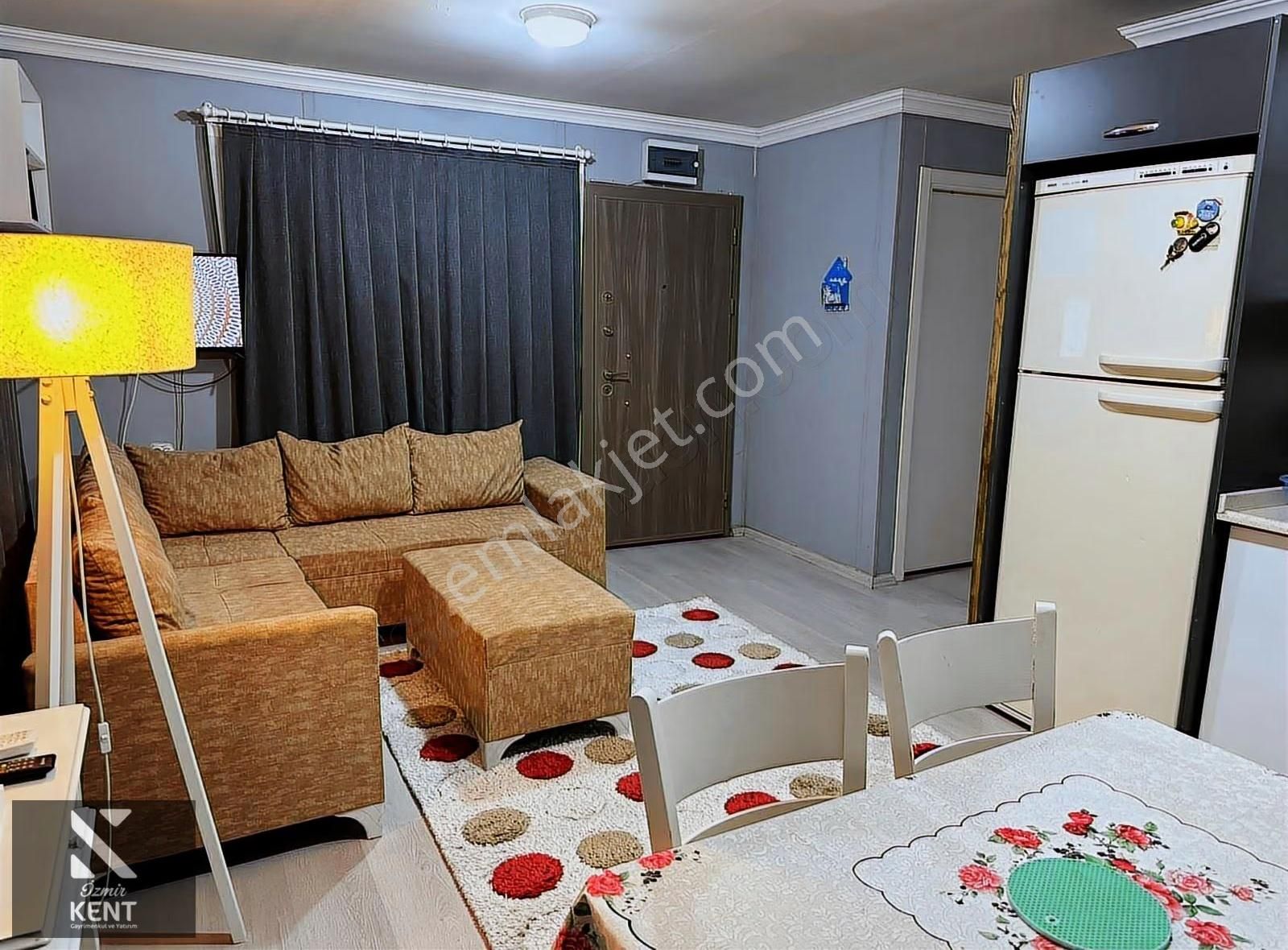Kemalpaşa Yukarıkızılca Satılık 350 M2 Bahçe 2+1 Eşyalı Ev - Görsel 6