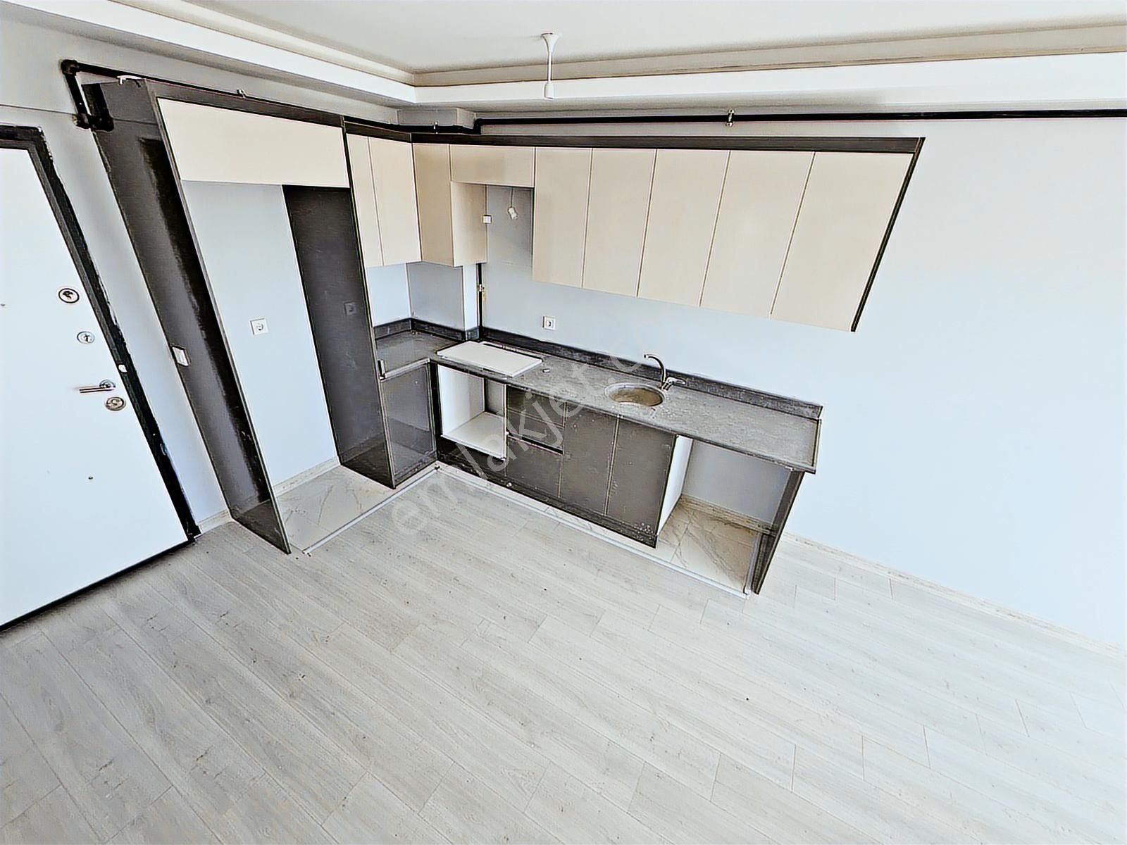 "yeni Başlayanlar İçin! Esenboğa'da Modern 1+1 - Sıfır Daire