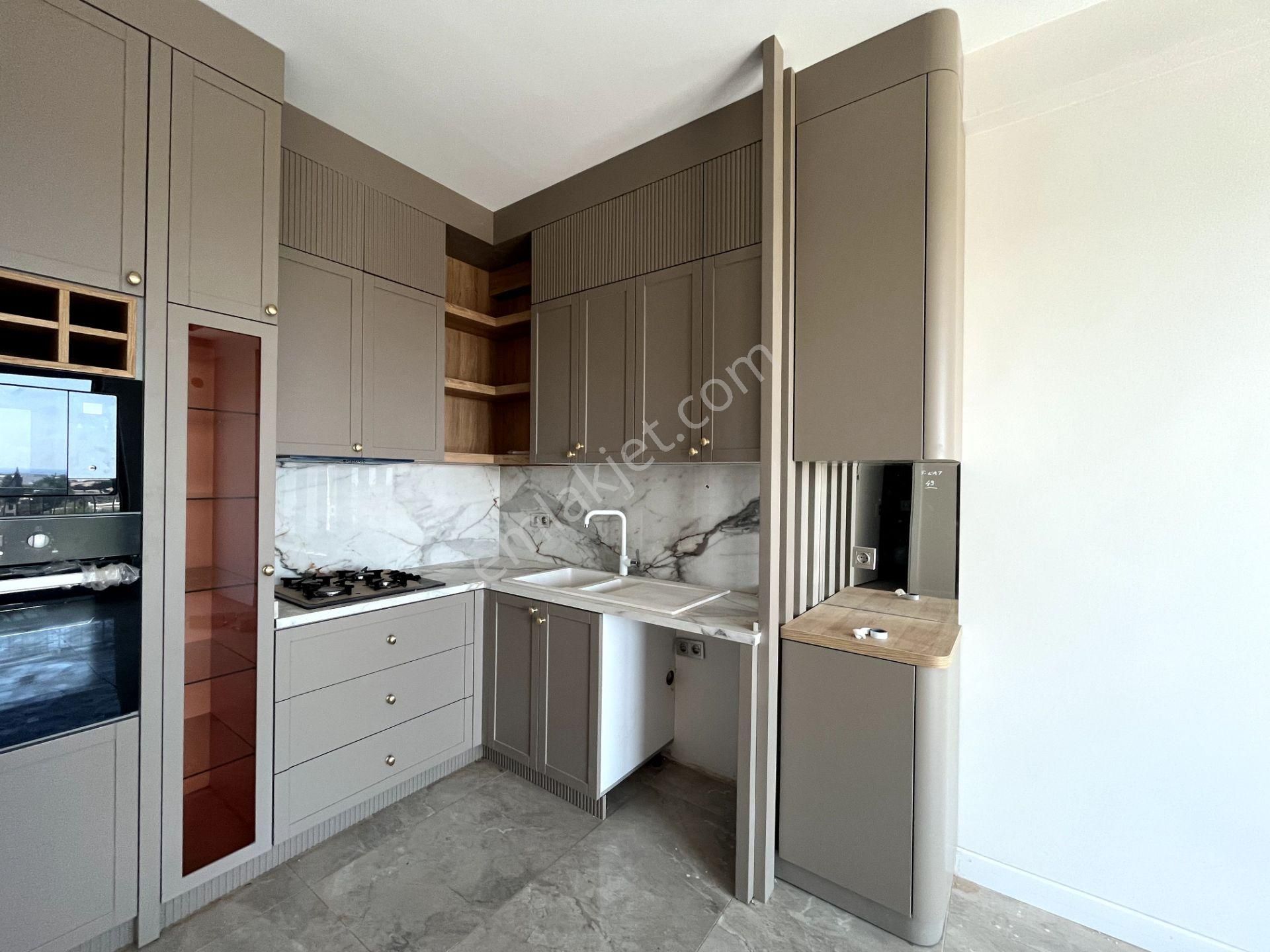 Altıntaş'ın En Geniş Metrekareli Ve Donatılı 1+1 Dairesi - Görsel 3