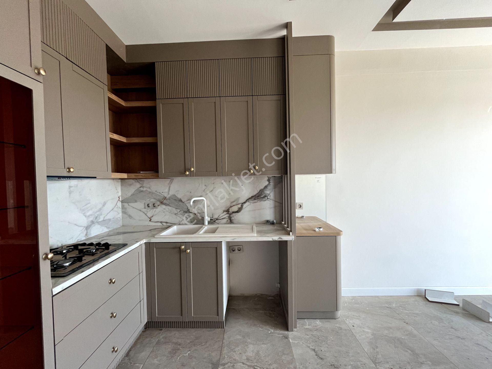 Altıntaş'ın En Geniş Metrekareli Ve Donatılı 1+1 Dairesi - Görsel 4