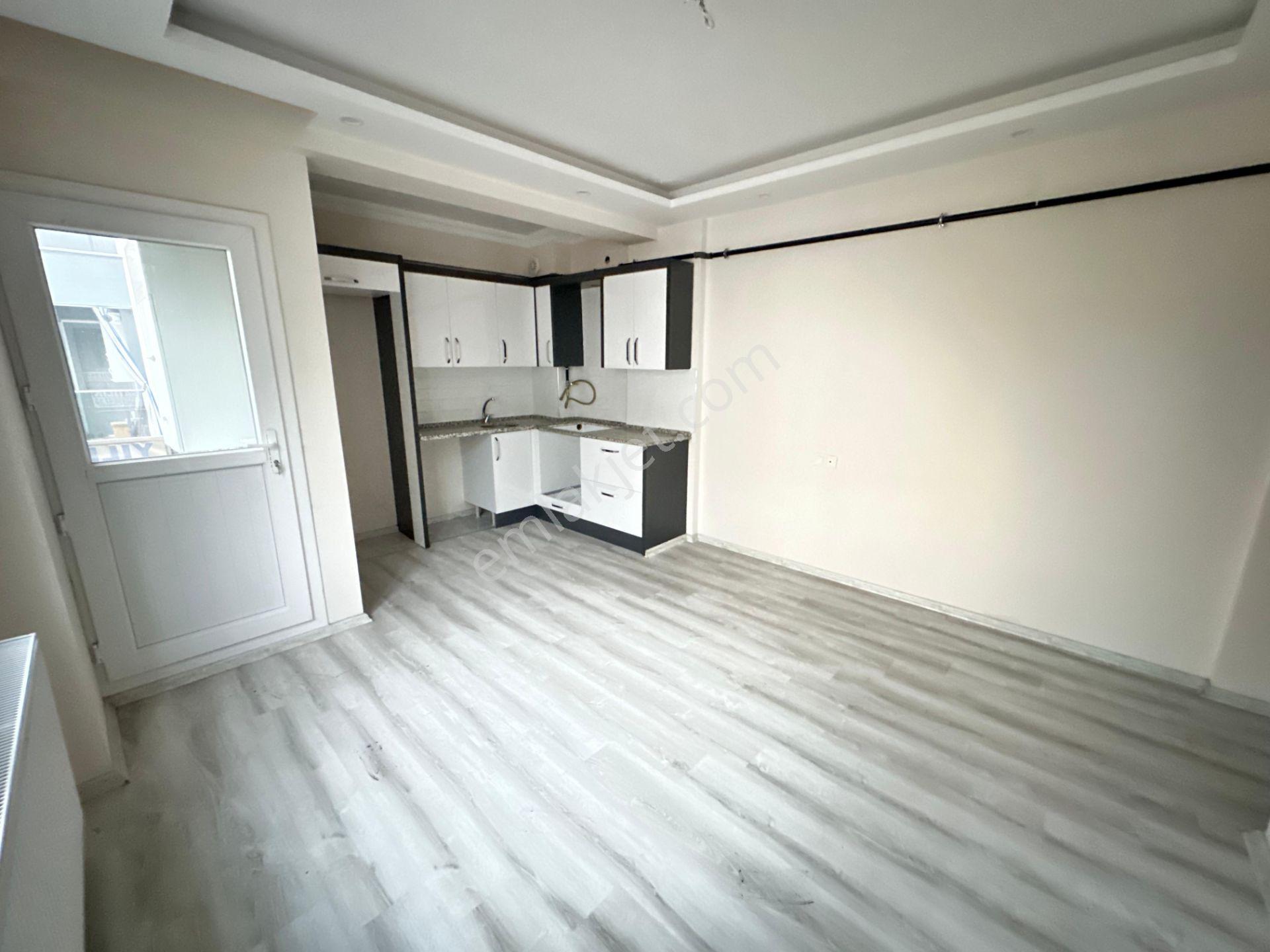 Manisa Yeni Mah. 1+1 Otoparklı Yatırımlık Satılık Arakat - Görsel 3