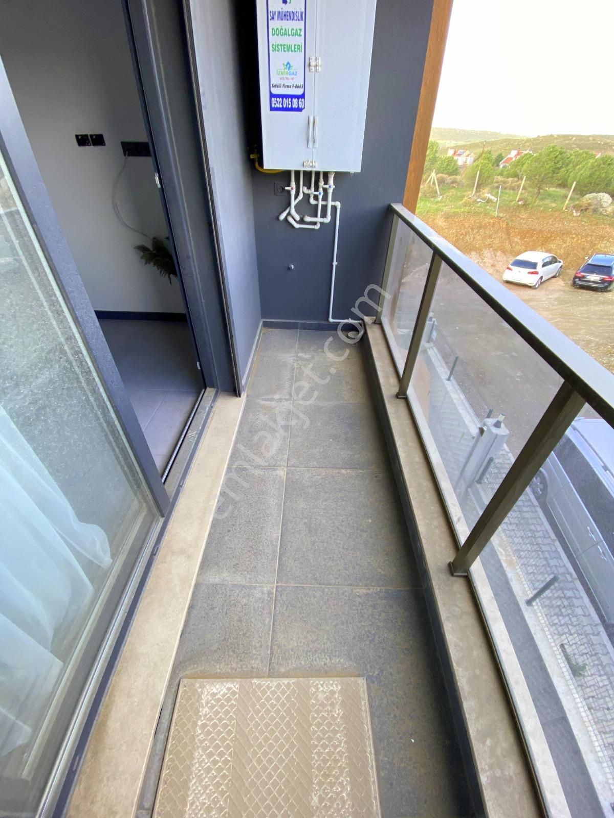 Seferihisar Camikebir Mahallesinde Havuzlu Site İçerisinde Eşyalı Satılık 1+1 Daire - Görsel 20