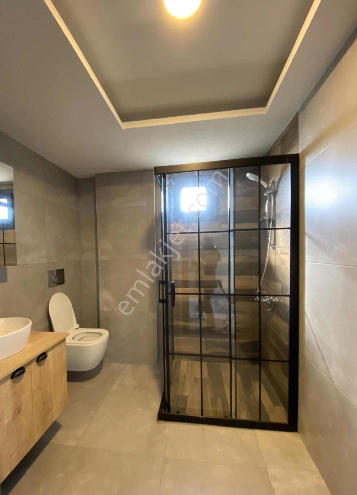 Seferihisar Camikebir Mahallesinde Havuzlu Site İçerisinde Eşyalı Satılık 1+1 Daire - Görsel 24