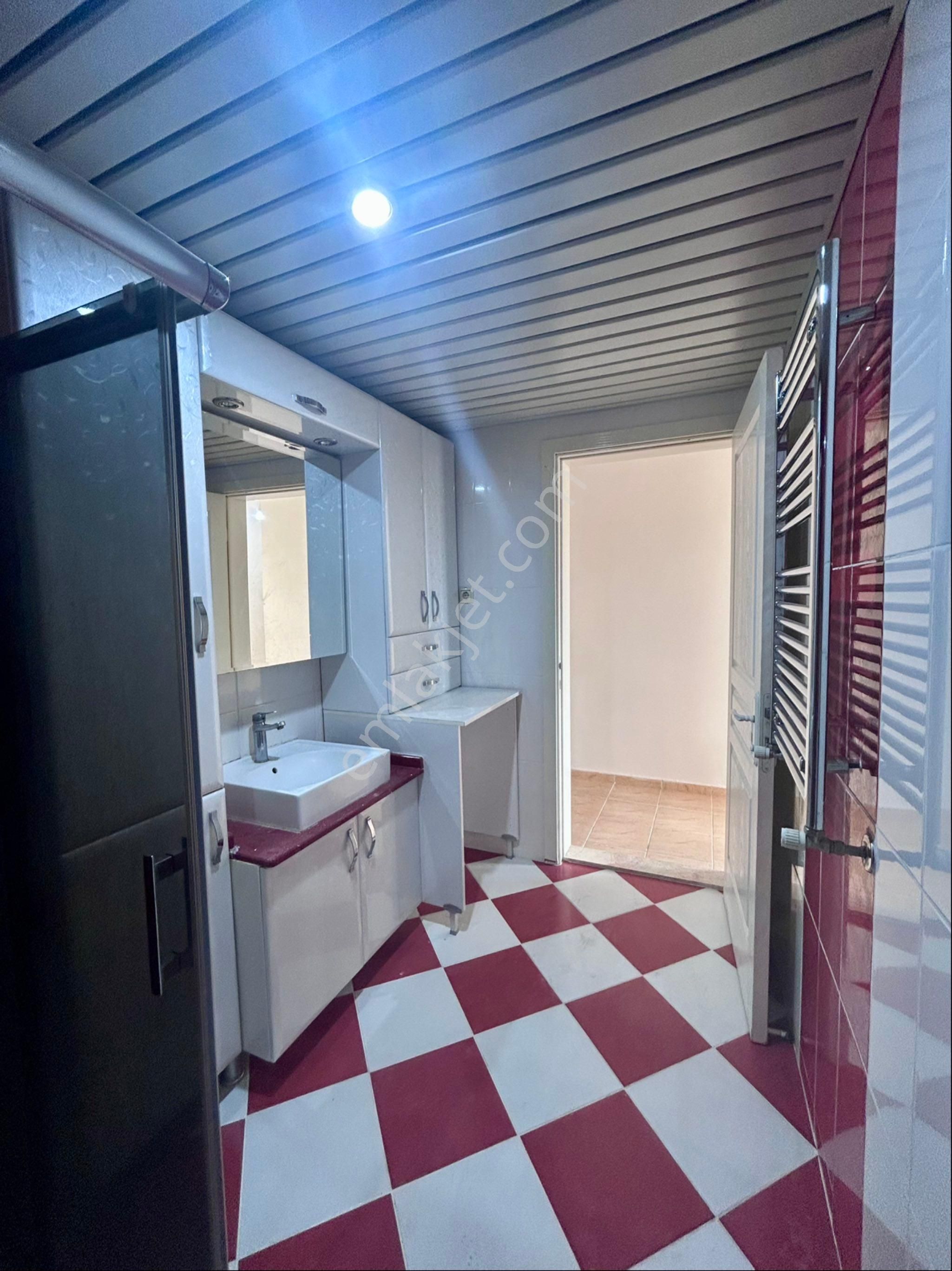 Pay Emlak'tan Satılık Dört Dörtlük En Güzel Konumda 3+1 Daire - Görsel 30