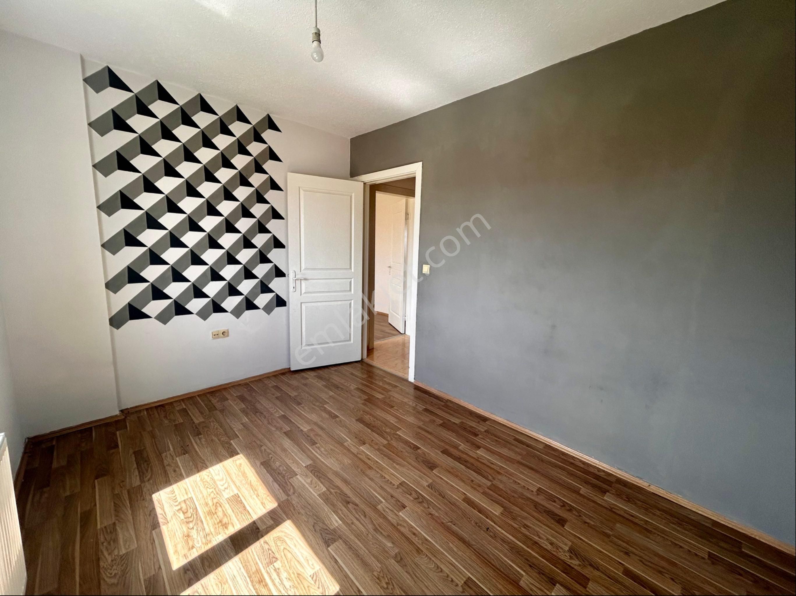 Pay Emlak'tan Satılık Dört Dörtlük En Güzel Konumda 3+1 Daire - Görsel 22