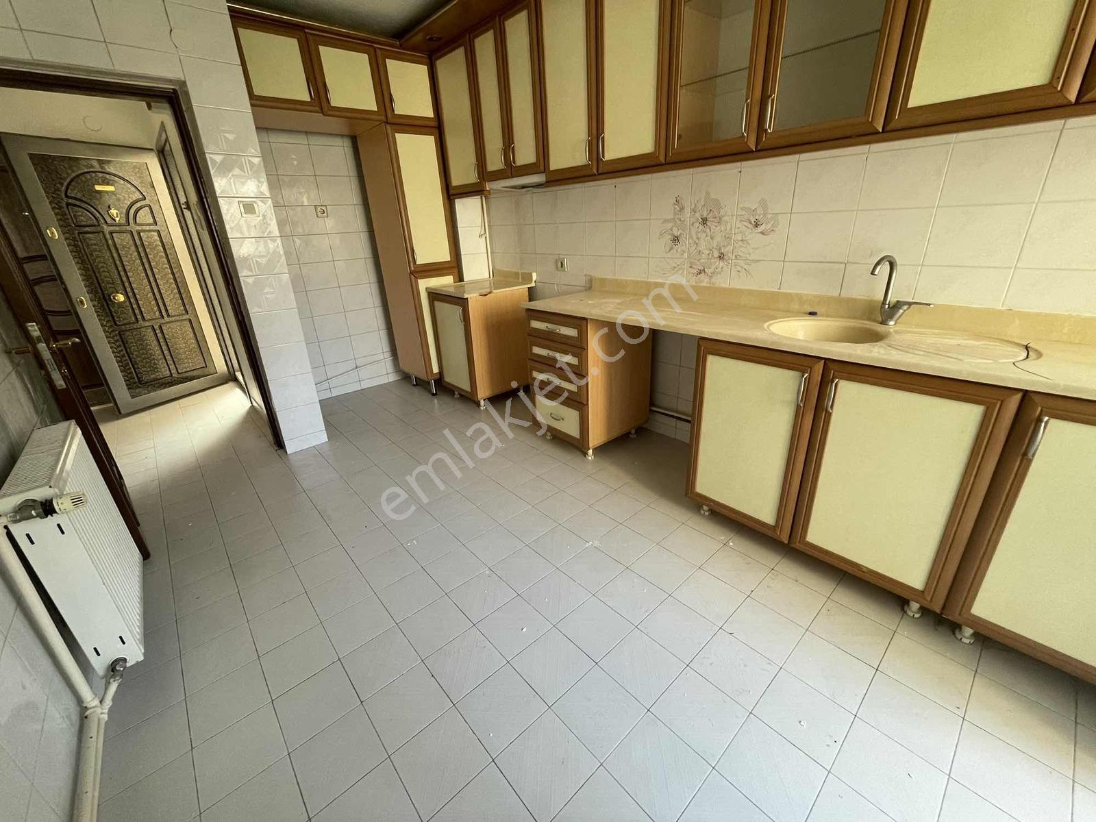 Etliğin En Gözde Yerinde Site İçinde Fırsat Kiralık Daire - Görsel 5