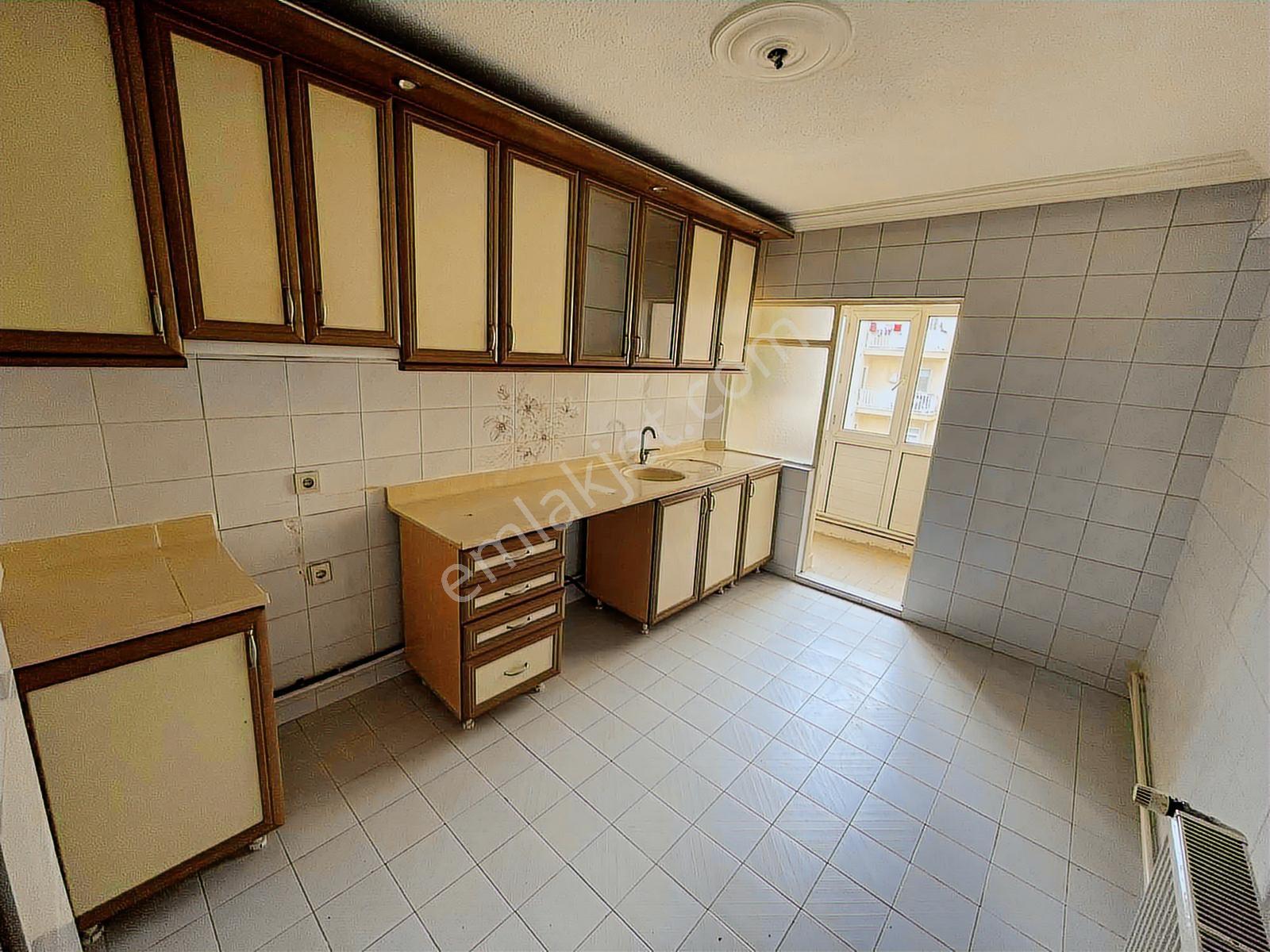 Etliğin En Gözde Yerinde Site İçinde Fırsat Kiralık Daire - Görsel 7