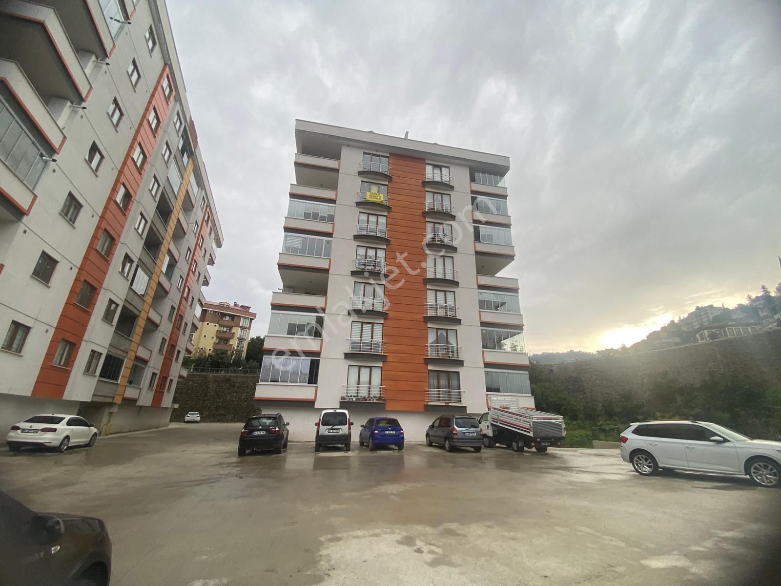 Akçaabat Durbinarmahallesinde Satılık Doğalgazlı Asansörlü Daire 6.kat Ful Deniz Manzarali - Görsel 5