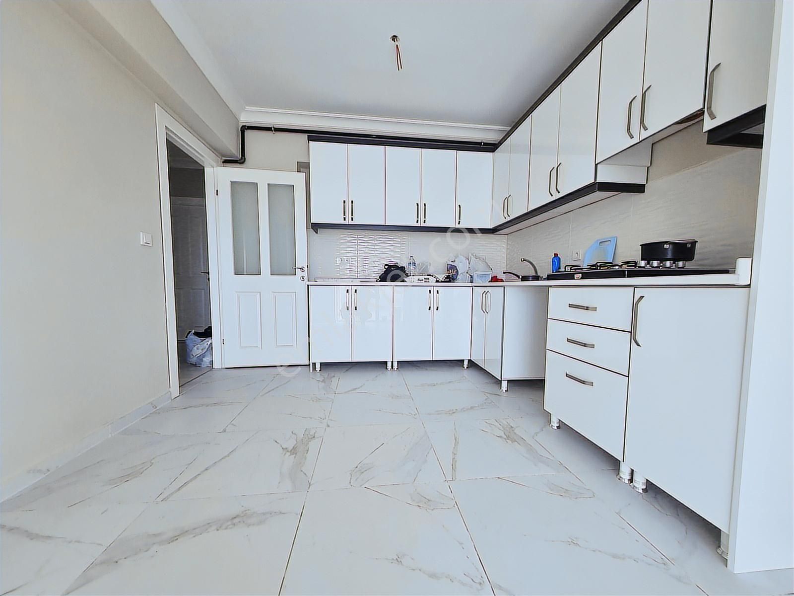 Lüks -giyinme Odalı- Yapılı-cam Balkonlu - Manzaralı 4+1 Satılık - Görsel 24