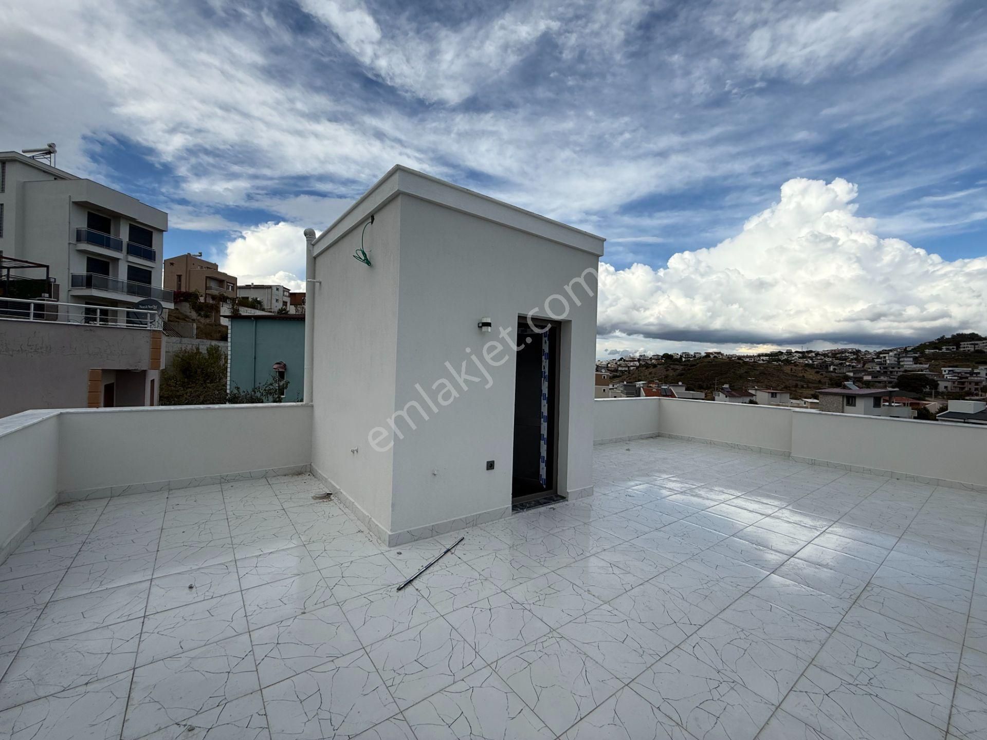 Seferihisar Akarca’da Denize Yürüme Mesafesinde Bahçeli Villa - Görsel 25