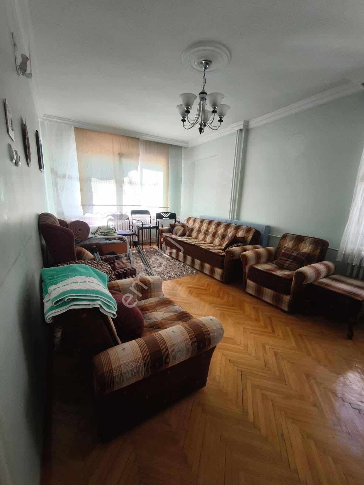 Joker'den Şeref Caddesi Üzerinde 3+1 Arakat Masrafsız Daire - Görsel 7