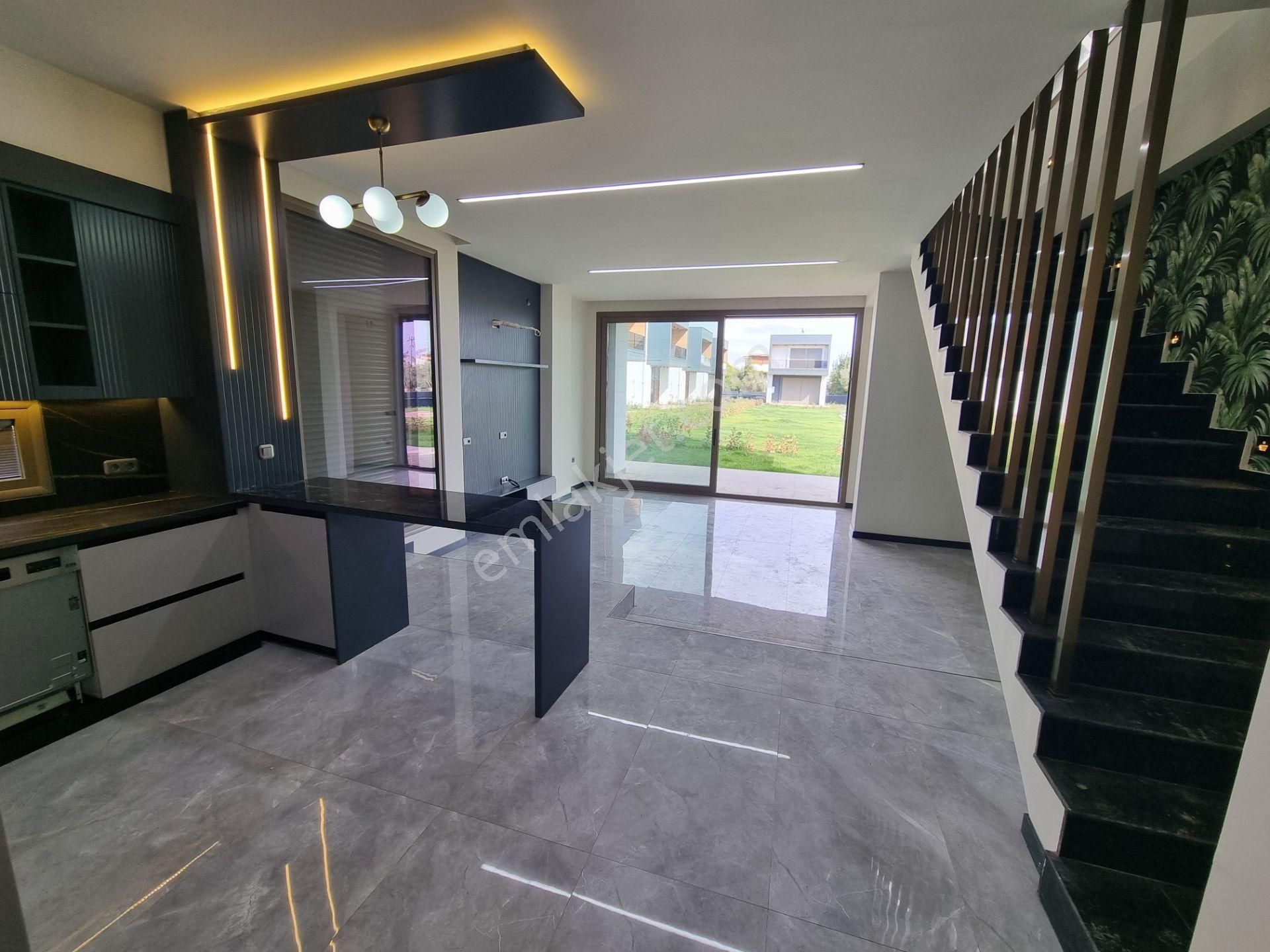 Irmaksudan Güre De Rüya Gibi Bir Yaşam Özel Tasarımlı 3+1 Vill - Görsel 23