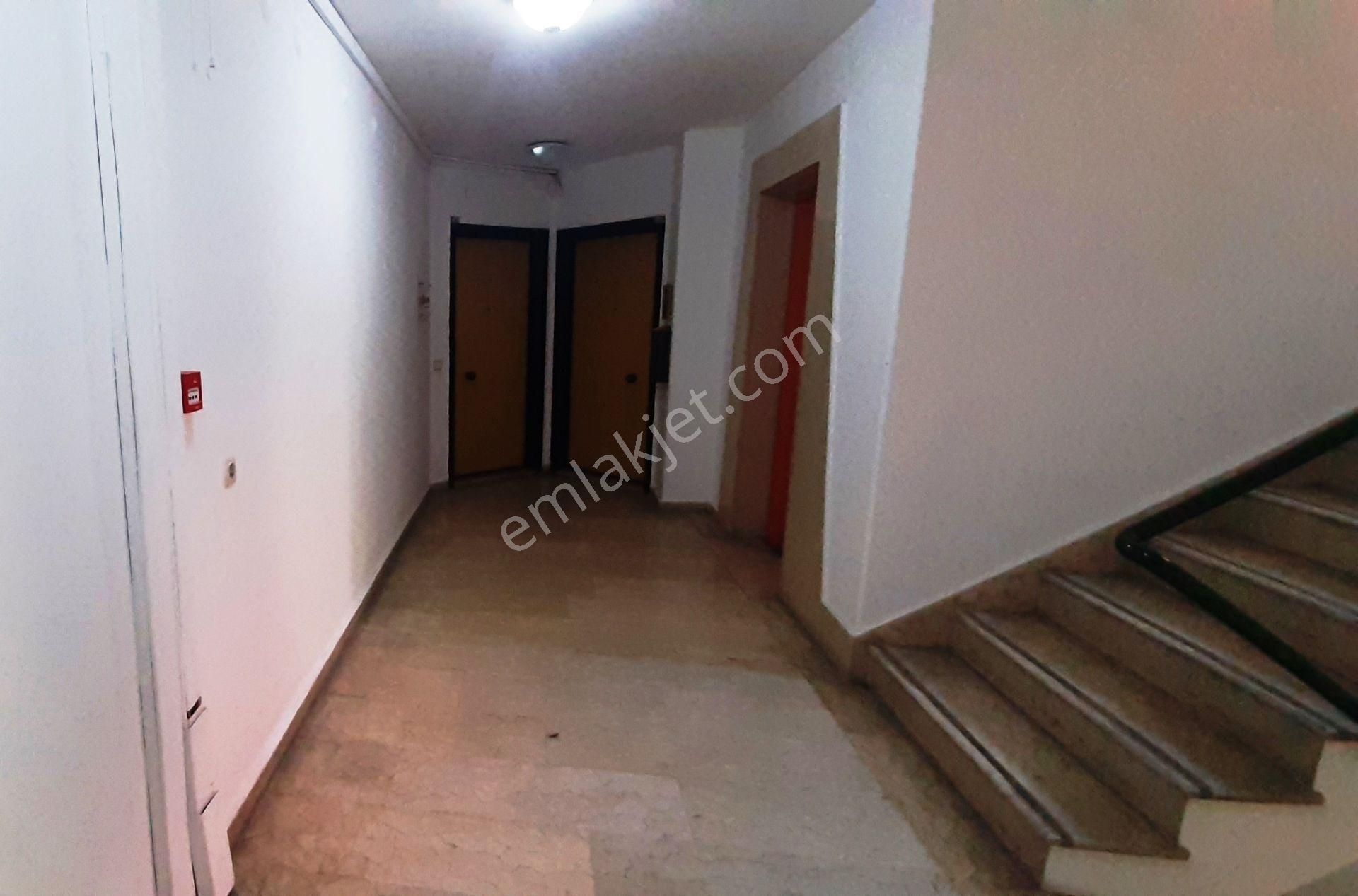 Mecidiyeköy Merkezde Çelik İşmerkezinde Kiralık Ofis 3+1 145 M2 - Görsel 25