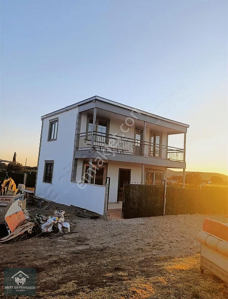 Menemen Hatundere'de Foça Asfaltına Yakın Satılık Müstakil Ev - Görsel 2