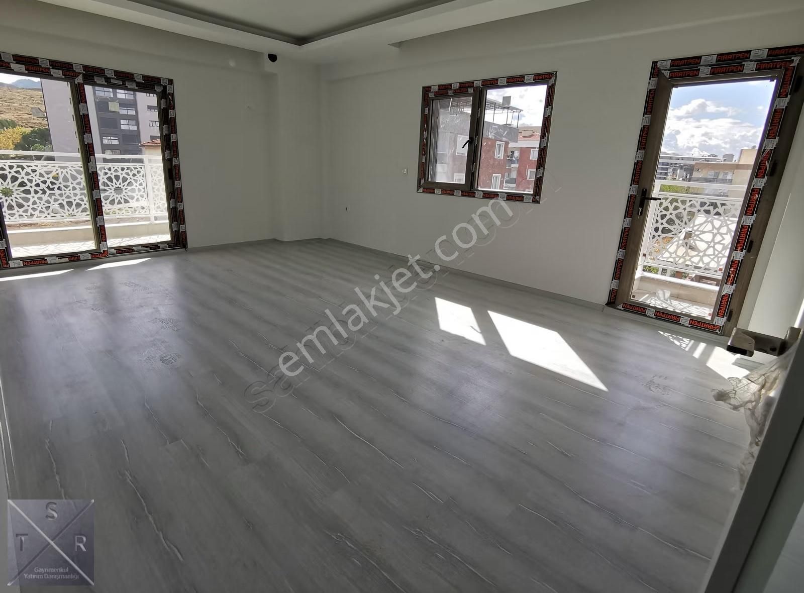 Koyundere Merkezde Kiralık Doğalgazlı 3+1 Köşe Daire - Görsel 5