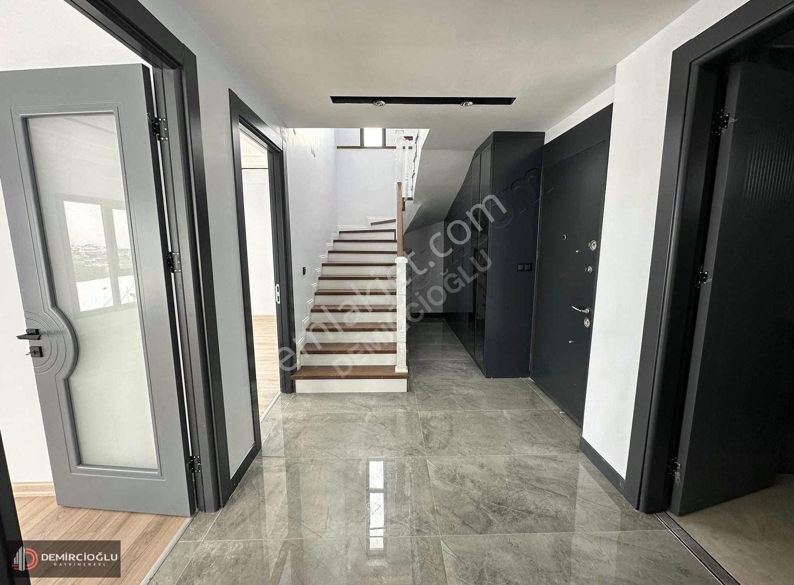 Reşadiye Mah Takasa Açık Villamız Acil Satılık - Görsel 18