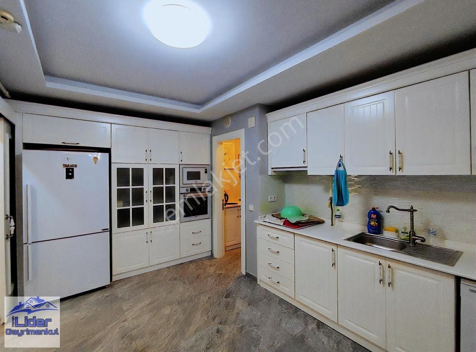 Mezitli Akdeniz Mahallesi Nde Full Deniz Manzaralı Havuzlu 4+1 - Görsel 17