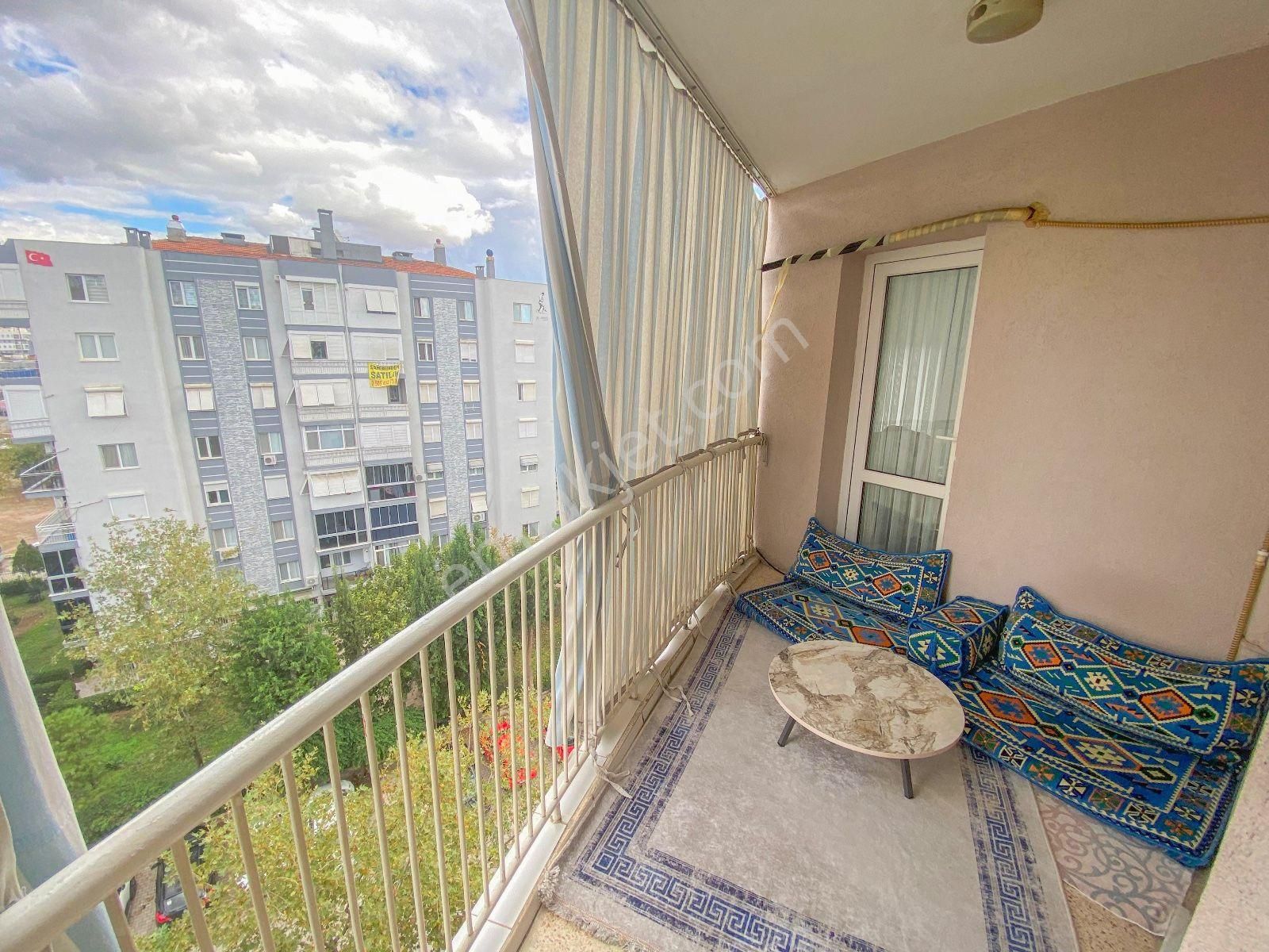 Bayraklı Osmangazi Trt Sitesinde 3+1 Satılık Daire - Görsel 13