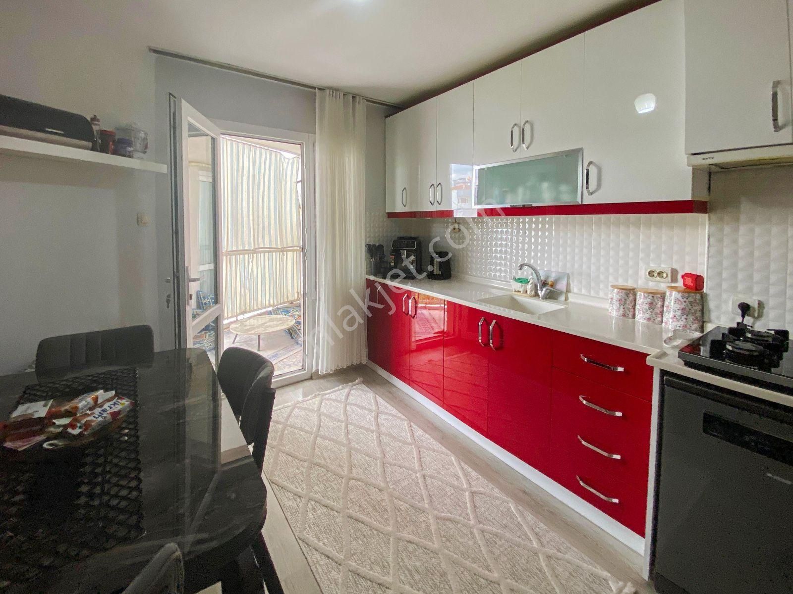 Bayraklı Osmangazi Trt Sitesinde 3+1 Satılık Daire - Görsel 11