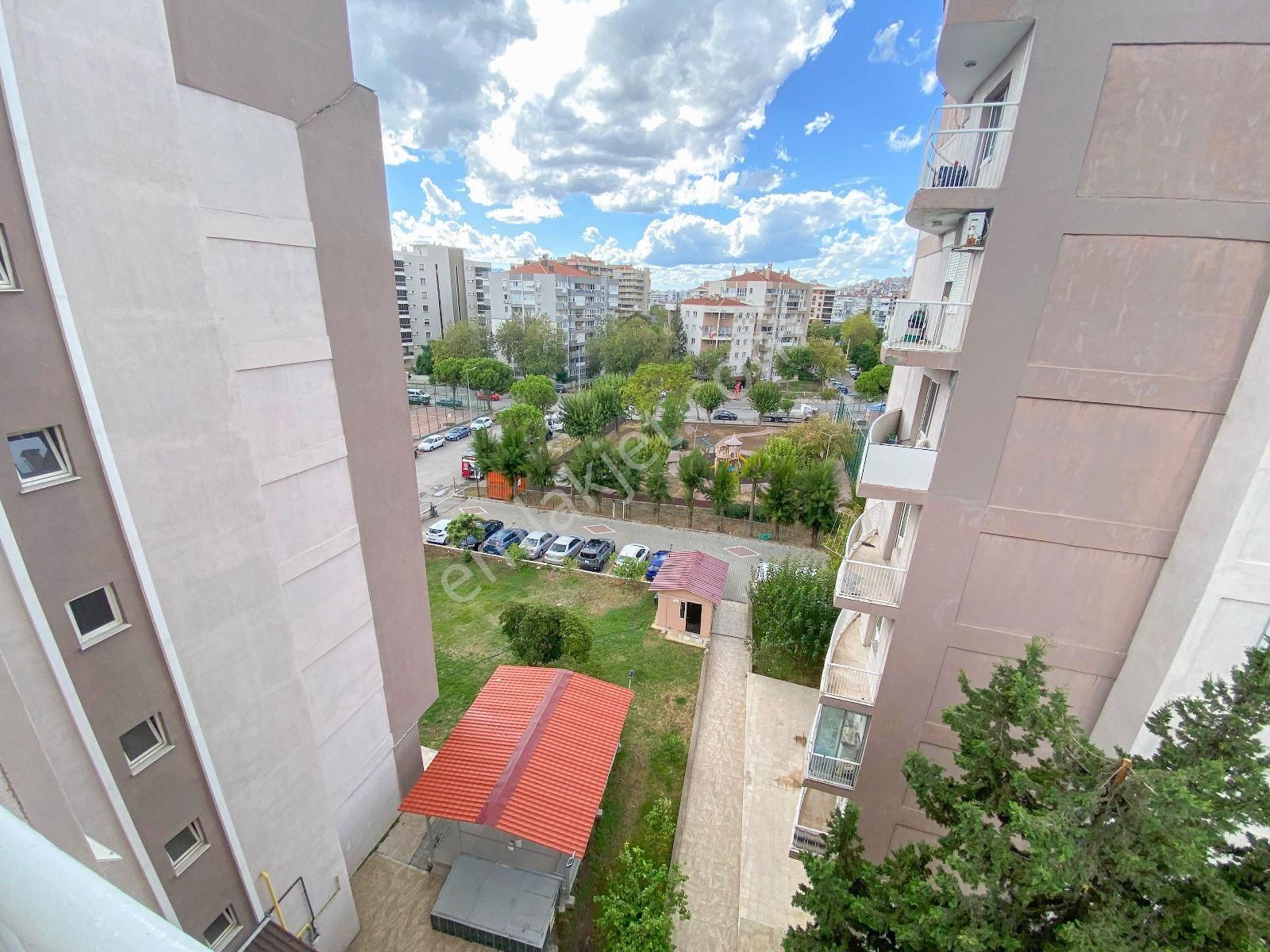 Bayraklı Osmangazi Trt Sitesinde 3+1 Satılık Daire - Görsel 25