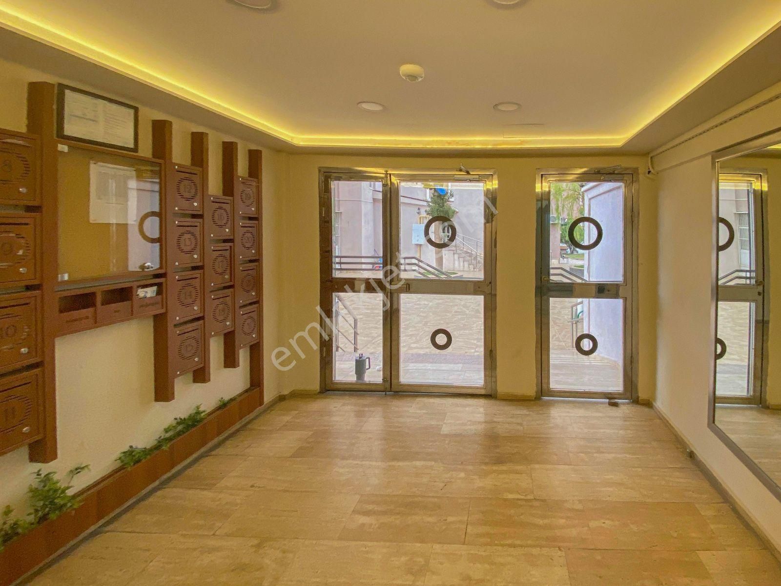 Bayraklı Osmangazi Trt Sitesinde 3+1 Satılık Daire - Görsel 28