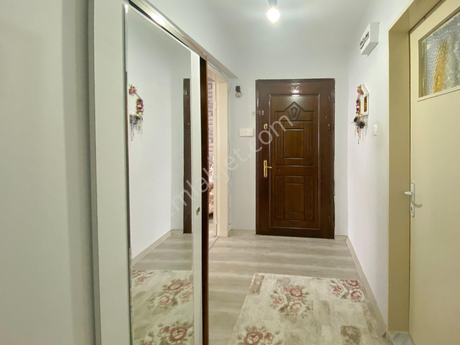 Bayraklı Osmangazi Trt Sitesinde 3+1 Satılık Daire - Görsel 26