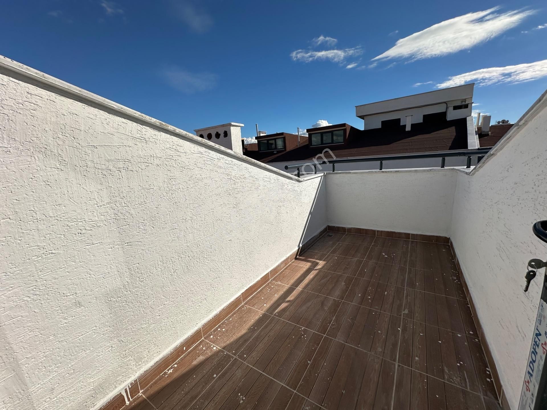 Yenikordon'da Müthiş Fırsat Teras Keyfi Sunan Ayrı Mutfaklı 2+1 - Görsel 26