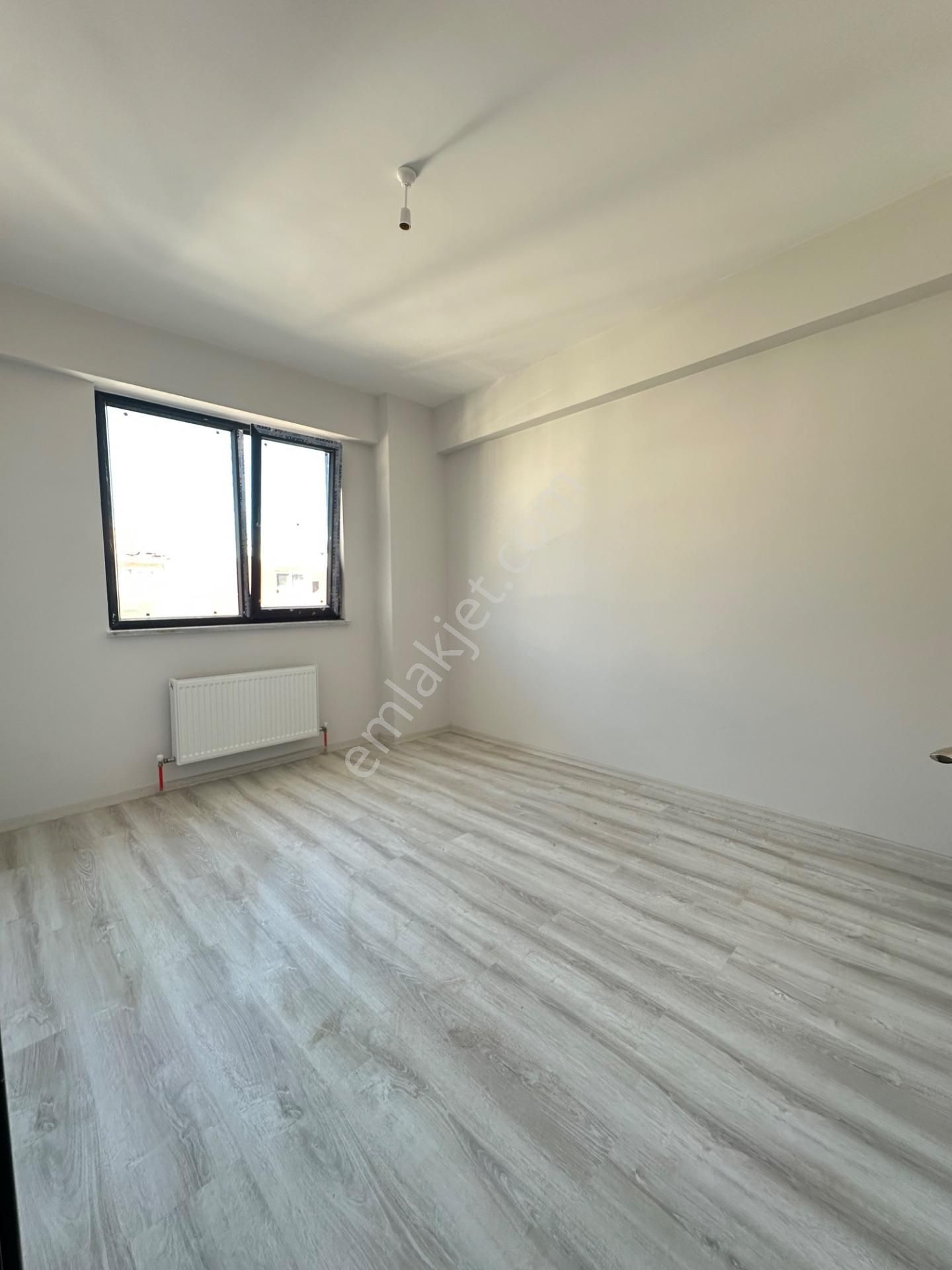 Yenikordon'da Müthiş Fırsat Teras Keyfi Sunan Ayrı Mutfaklı 2+1 - Görsel 11