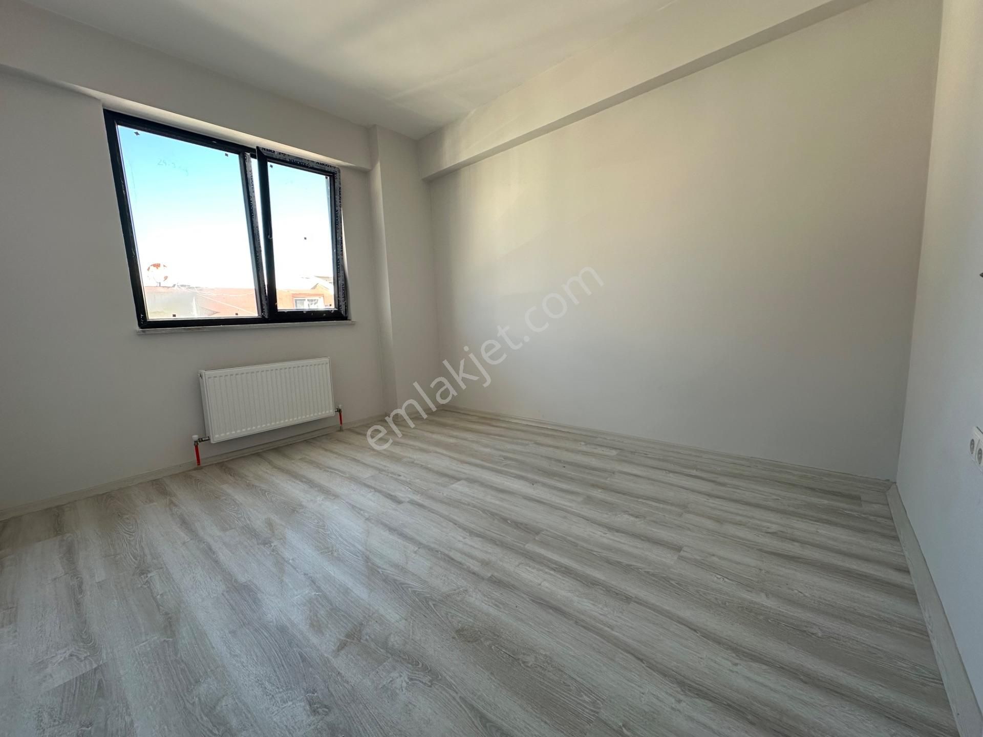 Yenikordon'da Müthiş Fırsat Teras Keyfi Sunan Ayrı Mutfaklı 2+1 - Görsel 13