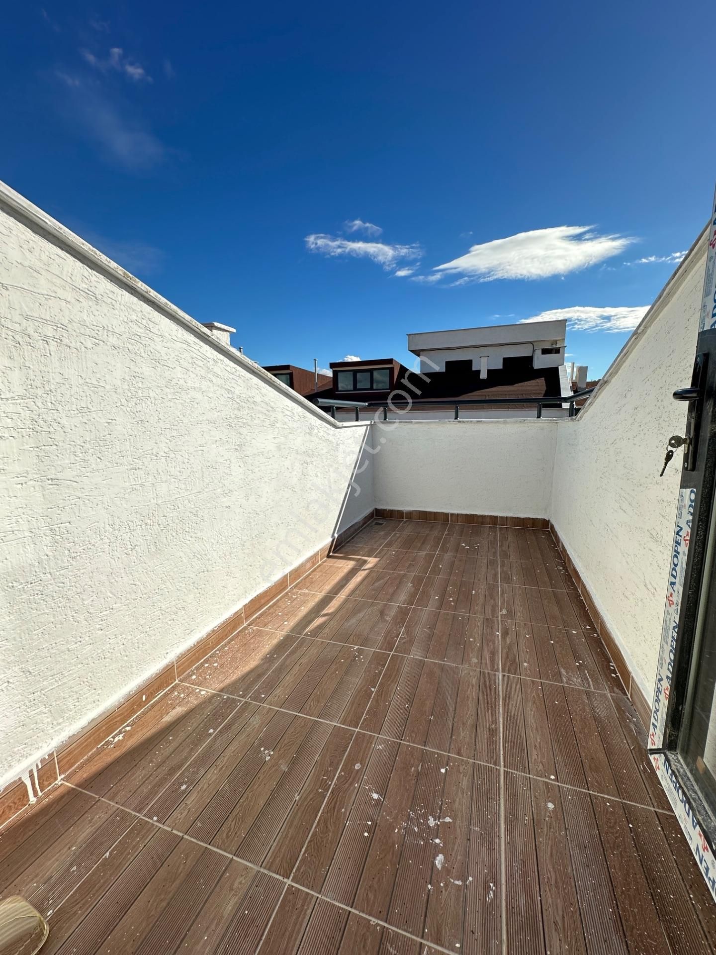 Yenikordon'da Müthiş Fırsat Teras Keyfi Sunan Ayrı Mutfaklı 2+1 - Görsel 25