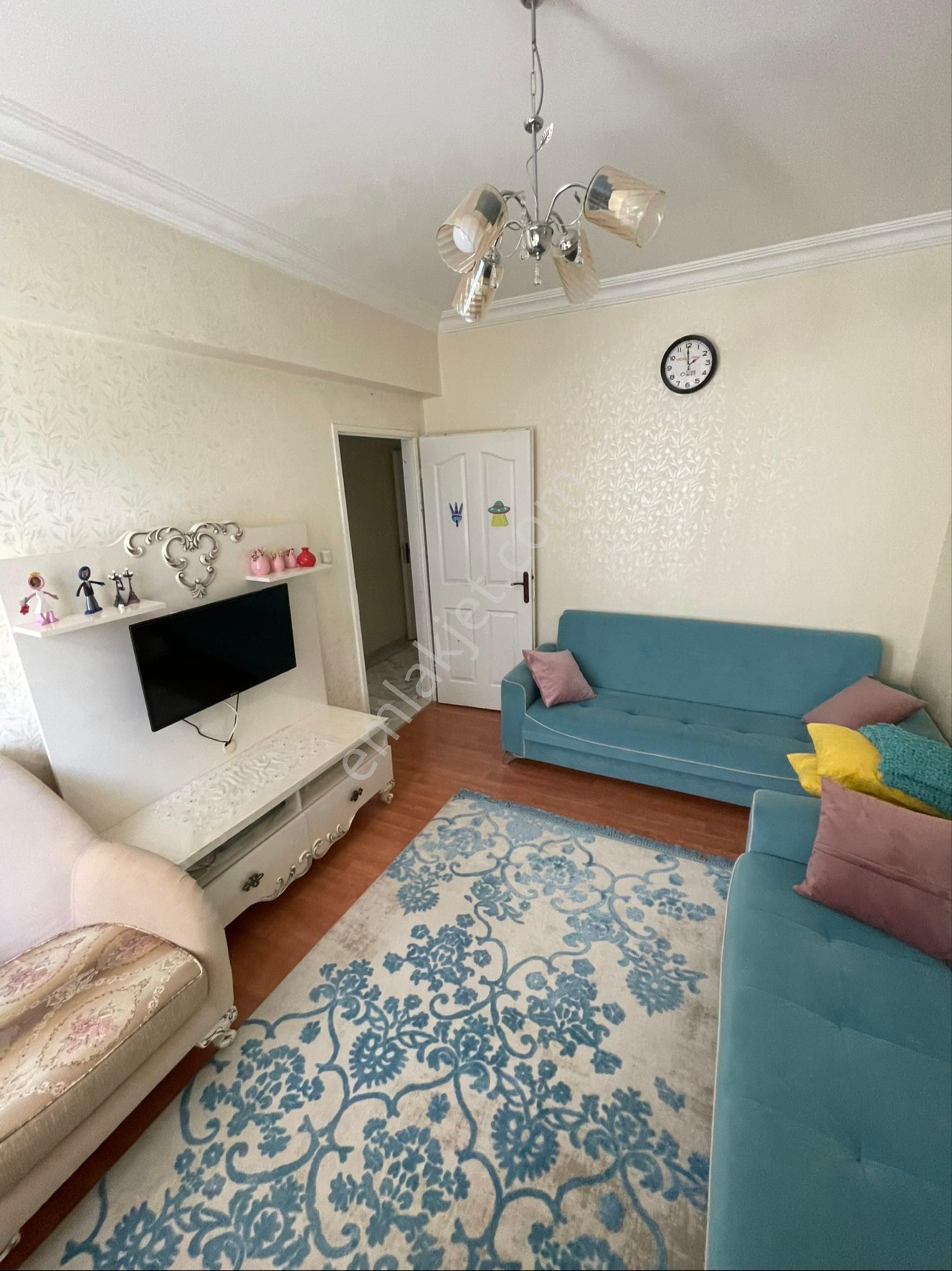 Nikah Salonu Yanı Satlık Bakımlı 3+1 Daire - Görsel 4