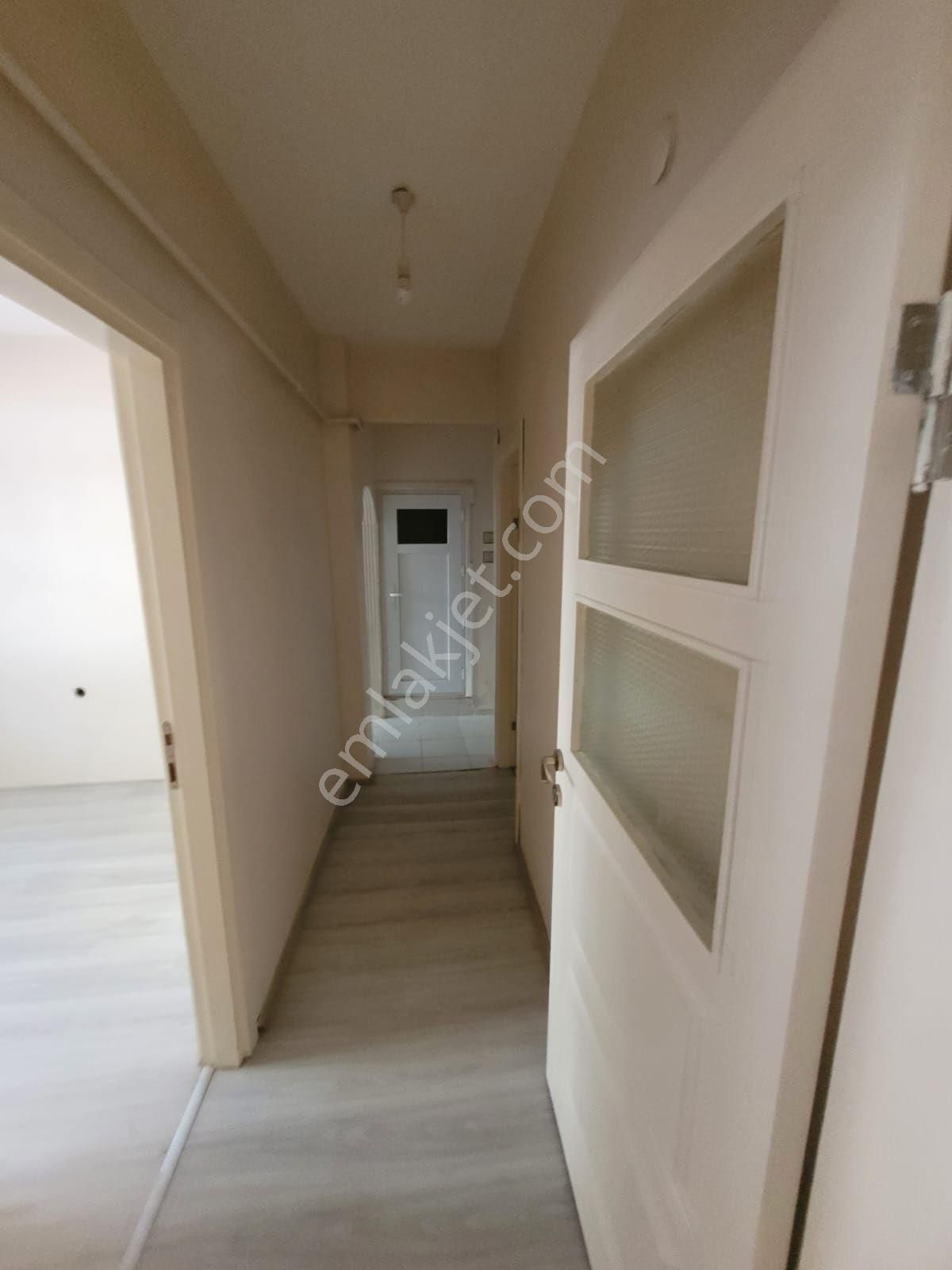 Fatih Kocamustafapaşa Sümbülefendi Perşembe Pazarı Belgratkapı Yolunda Kiracılı Bahçekatı - Görsel 9