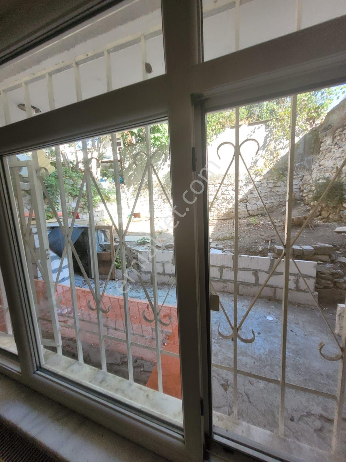 Fatih Kocamustafapaşa Sümbülefendi Perşembe Pazarı Belgratkapı Yolunda Kiracılı Bahçekatı - Görsel 8