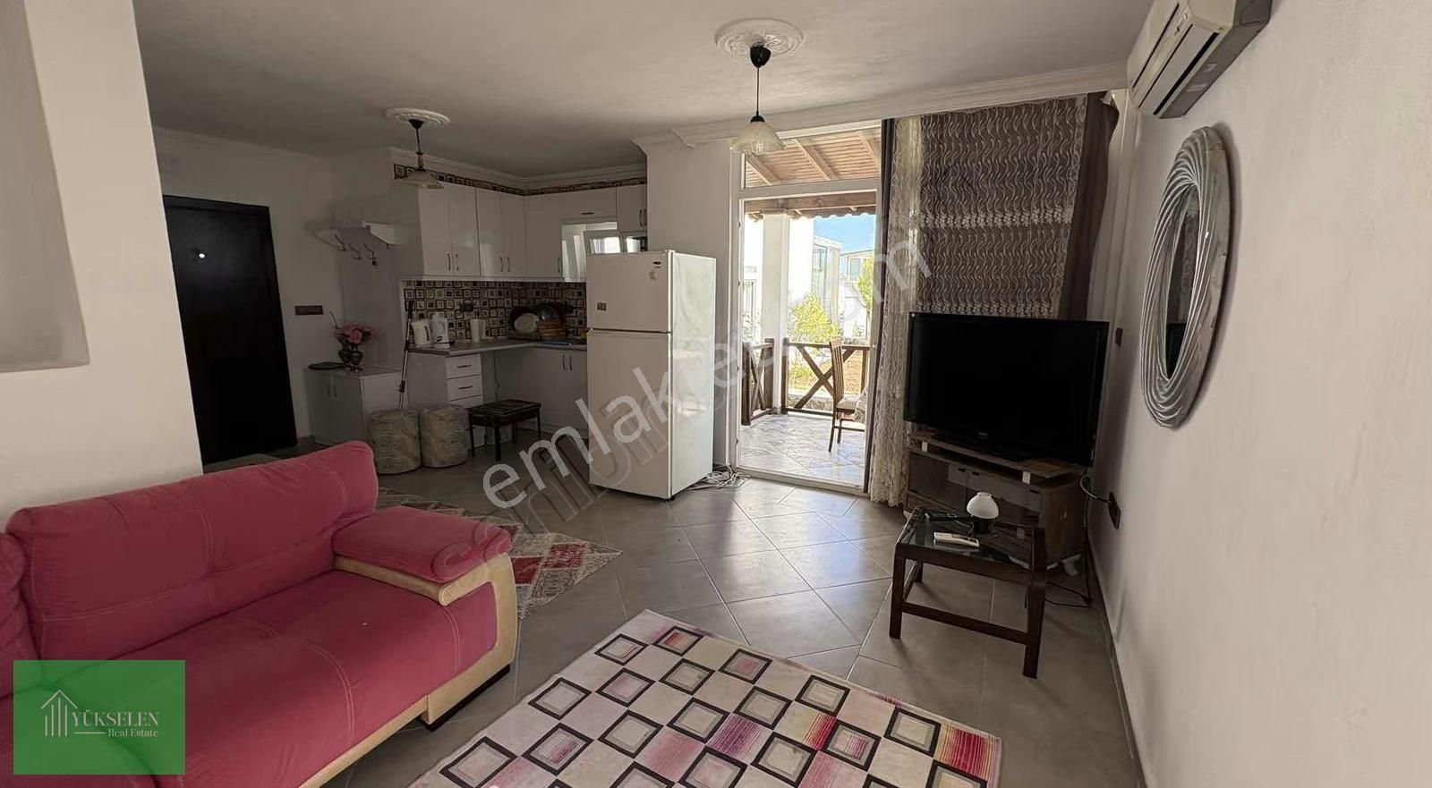 Tam Müstakil Yahşi Bölgesinde Deniz Manzralı Satılık Villa - Görsel 10