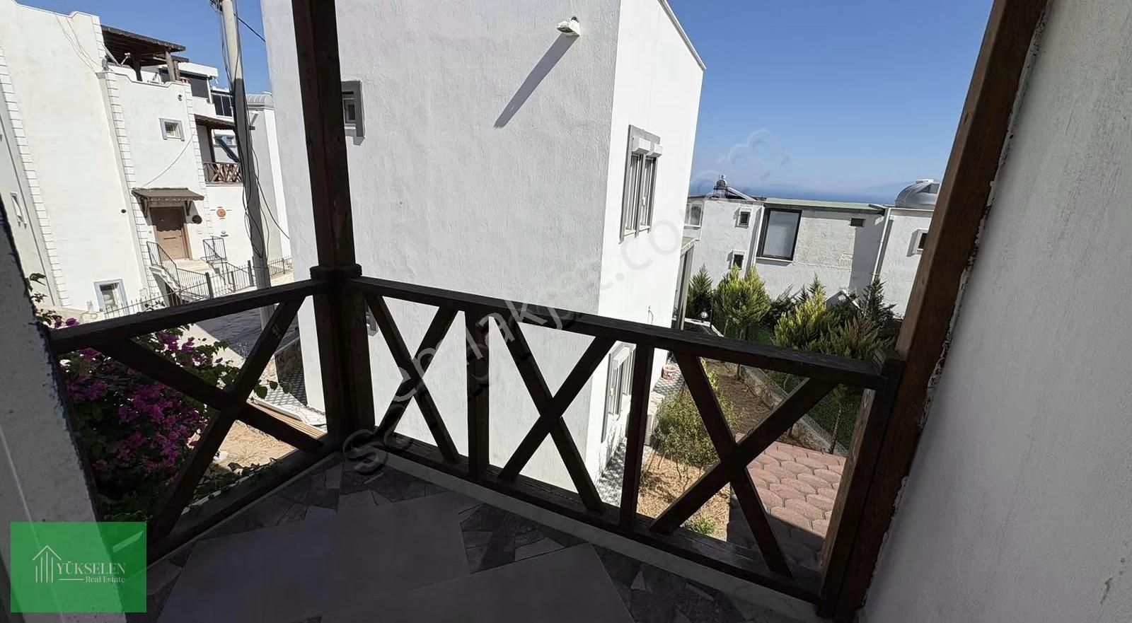 Tam Müstakil Yahşi Bölgesinde Deniz Manzralı Satılık Villa - Görsel 13