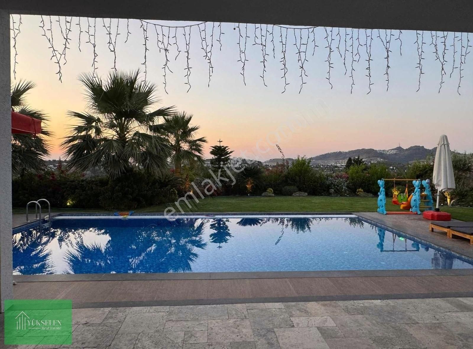 1000m2 Arsa İçerisinde 5+1 Tek Kat Villa