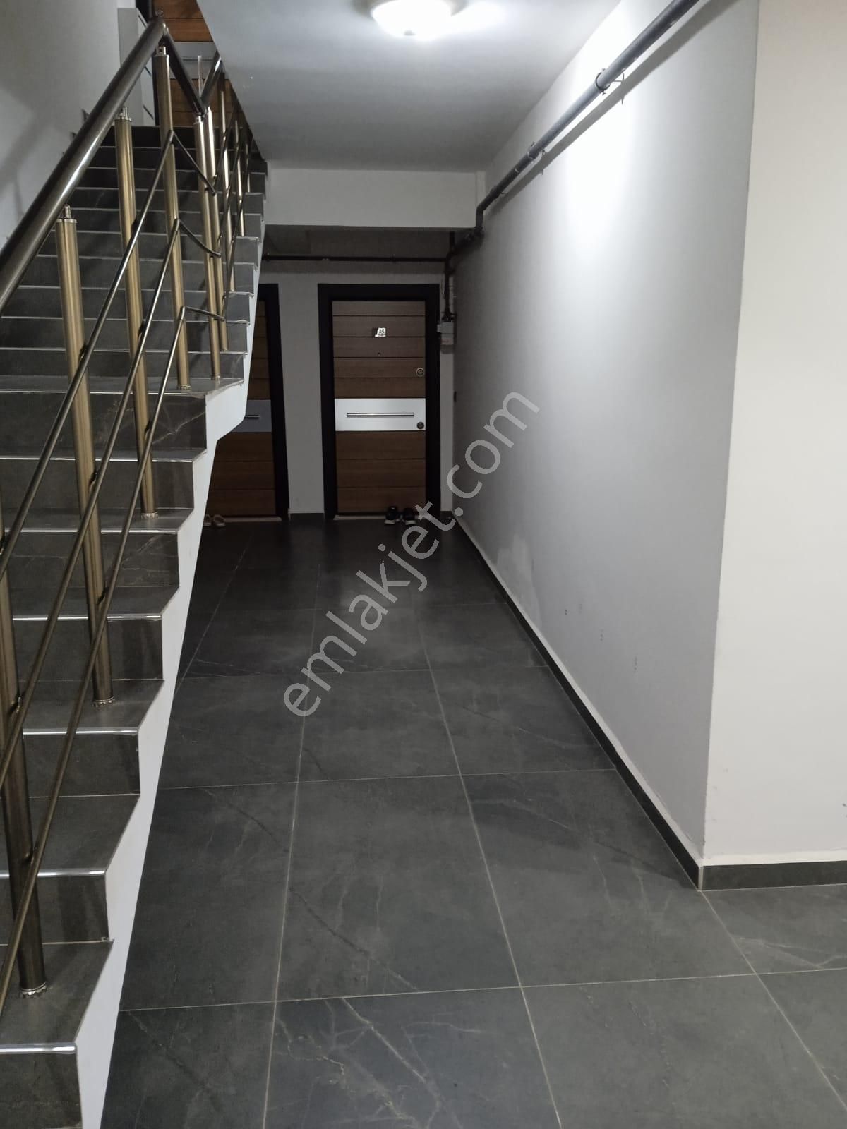 Eşyalı-20.000 Kiracılı-ayrı Mutfaklı 2+1 - Görsel 7