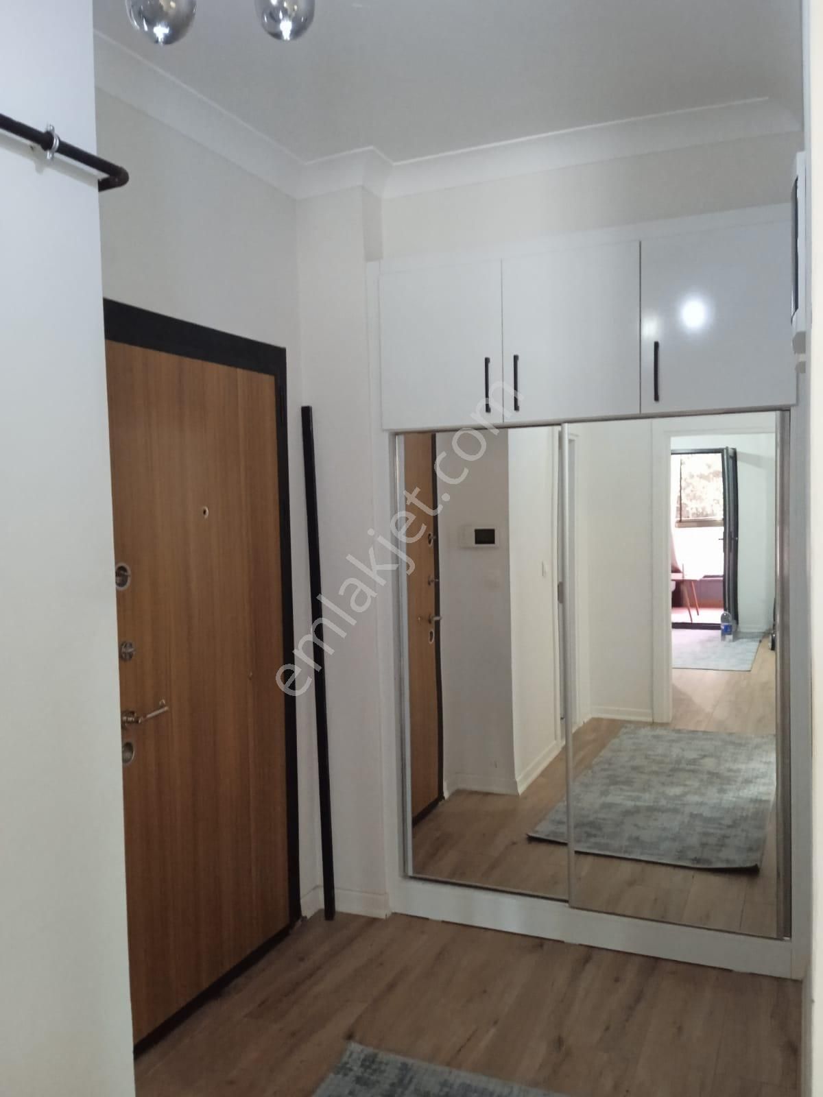 Eşyalı-20.000 Kiracılı-ayrı Mutfaklı 2+1 - Görsel 25