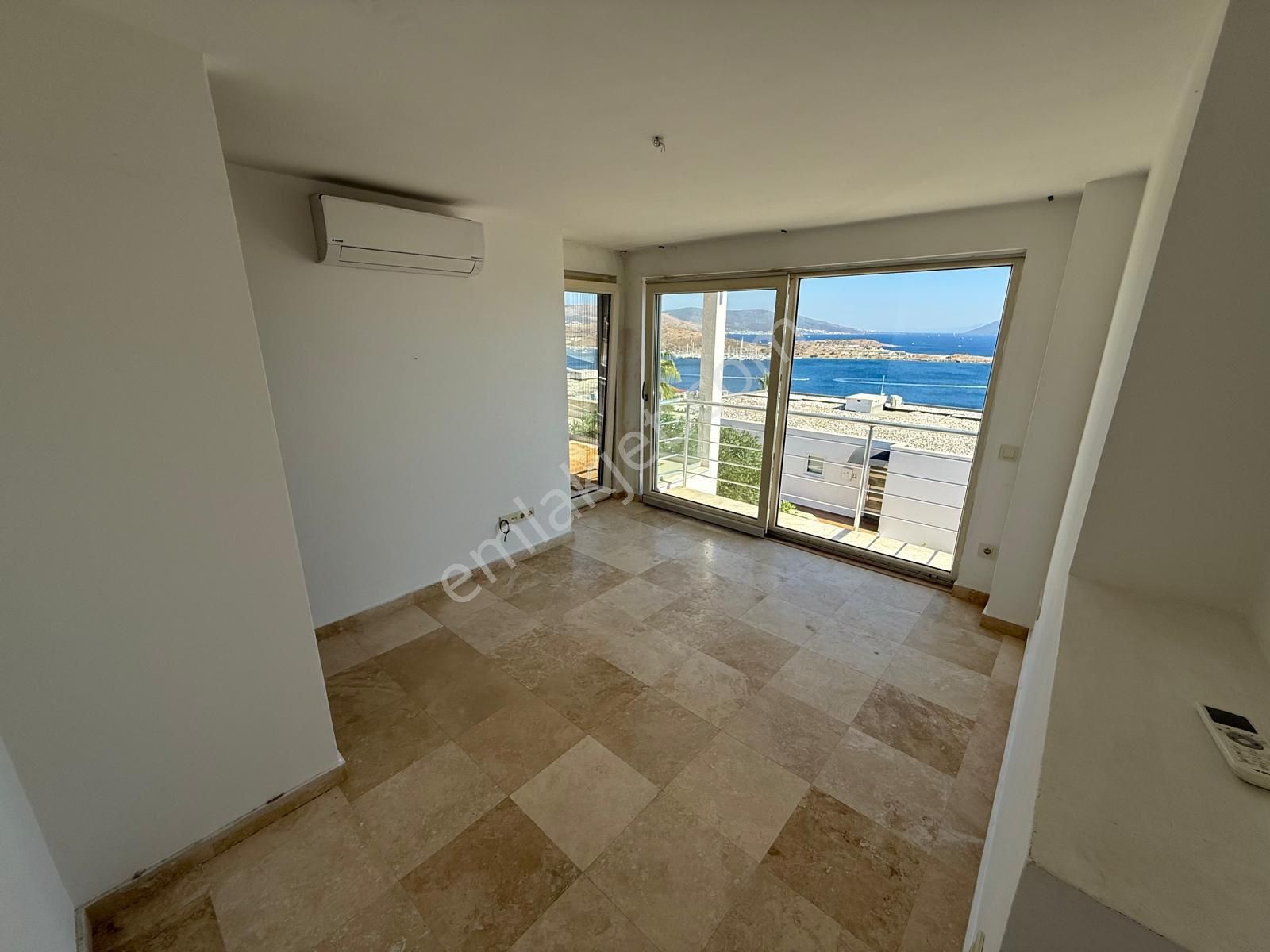 Bitez Asarlıkta Özel Plajlı Elit Sitede Full Manzaralı Daire - Görsel 28